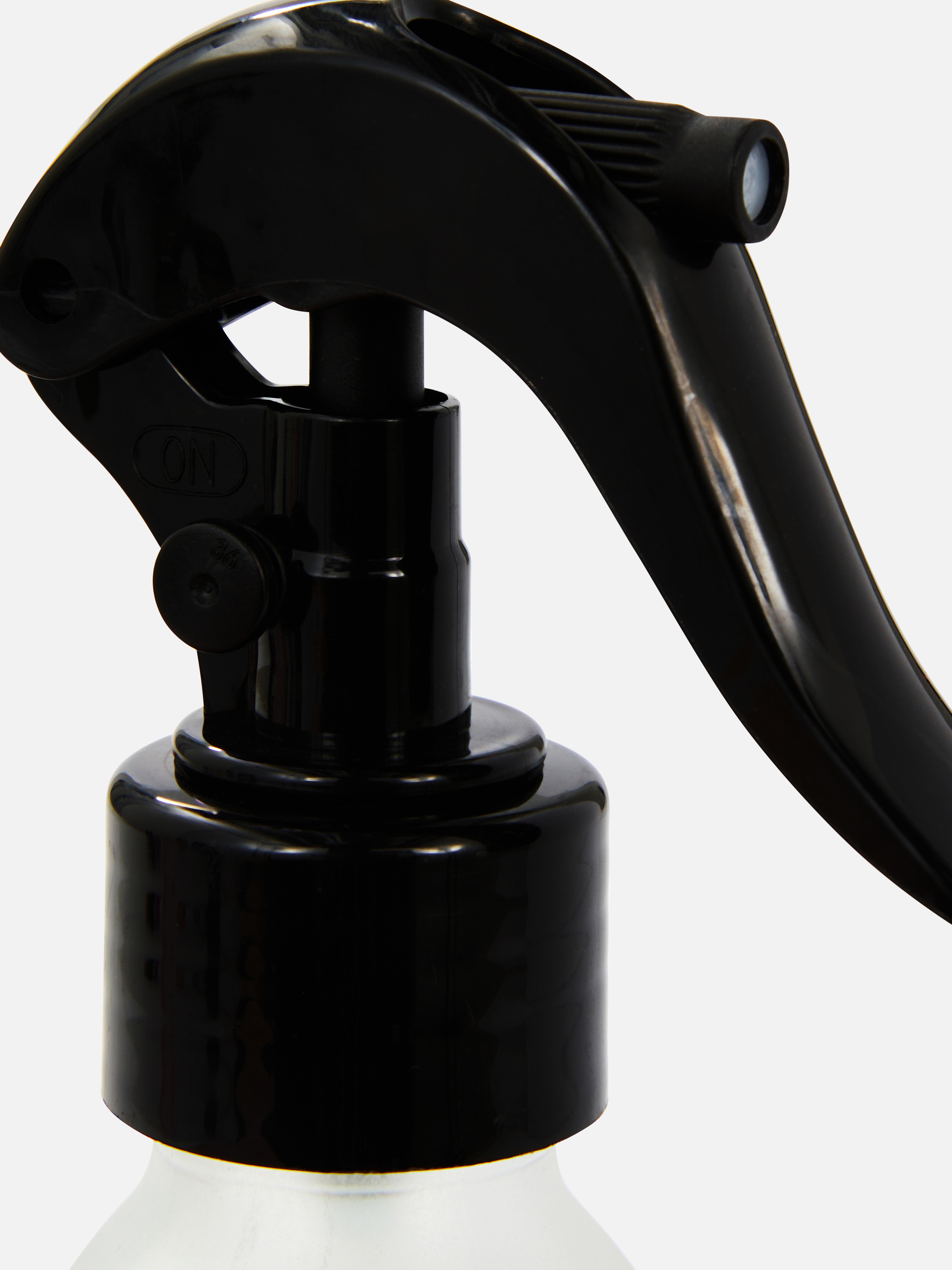 Spray per tessuti profumato