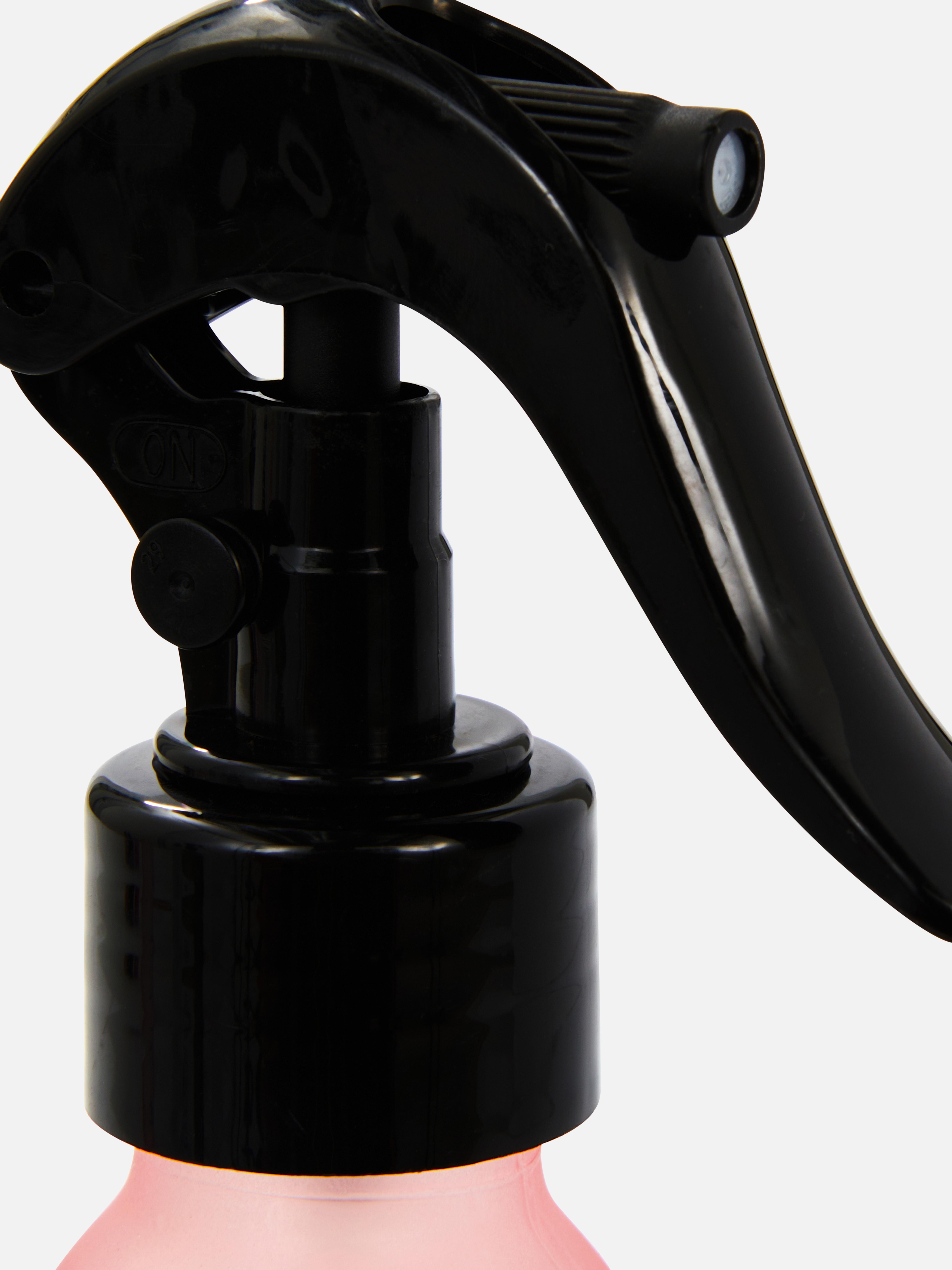 Spray per tessuti profumato