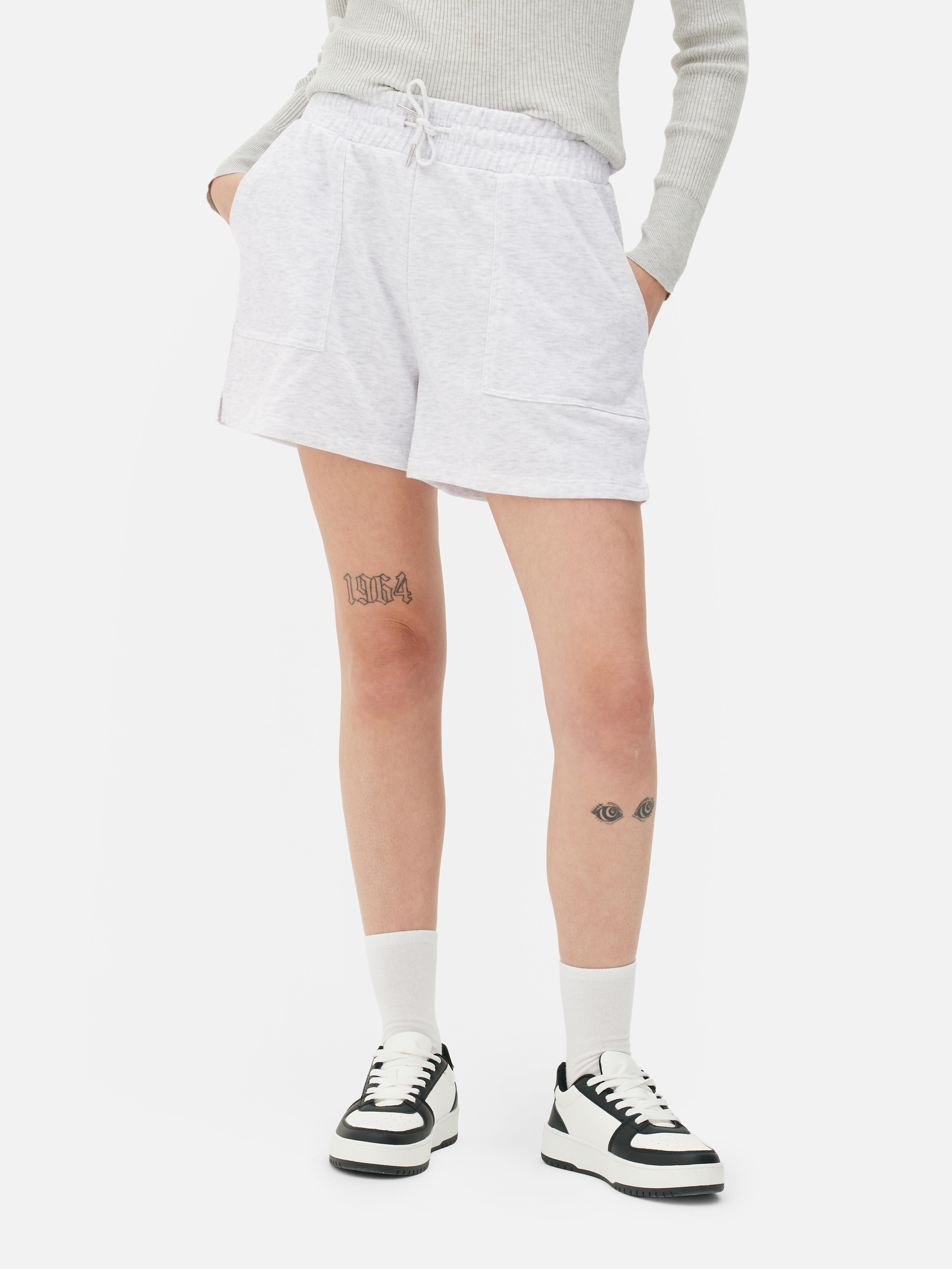 Mid length outlet shorts