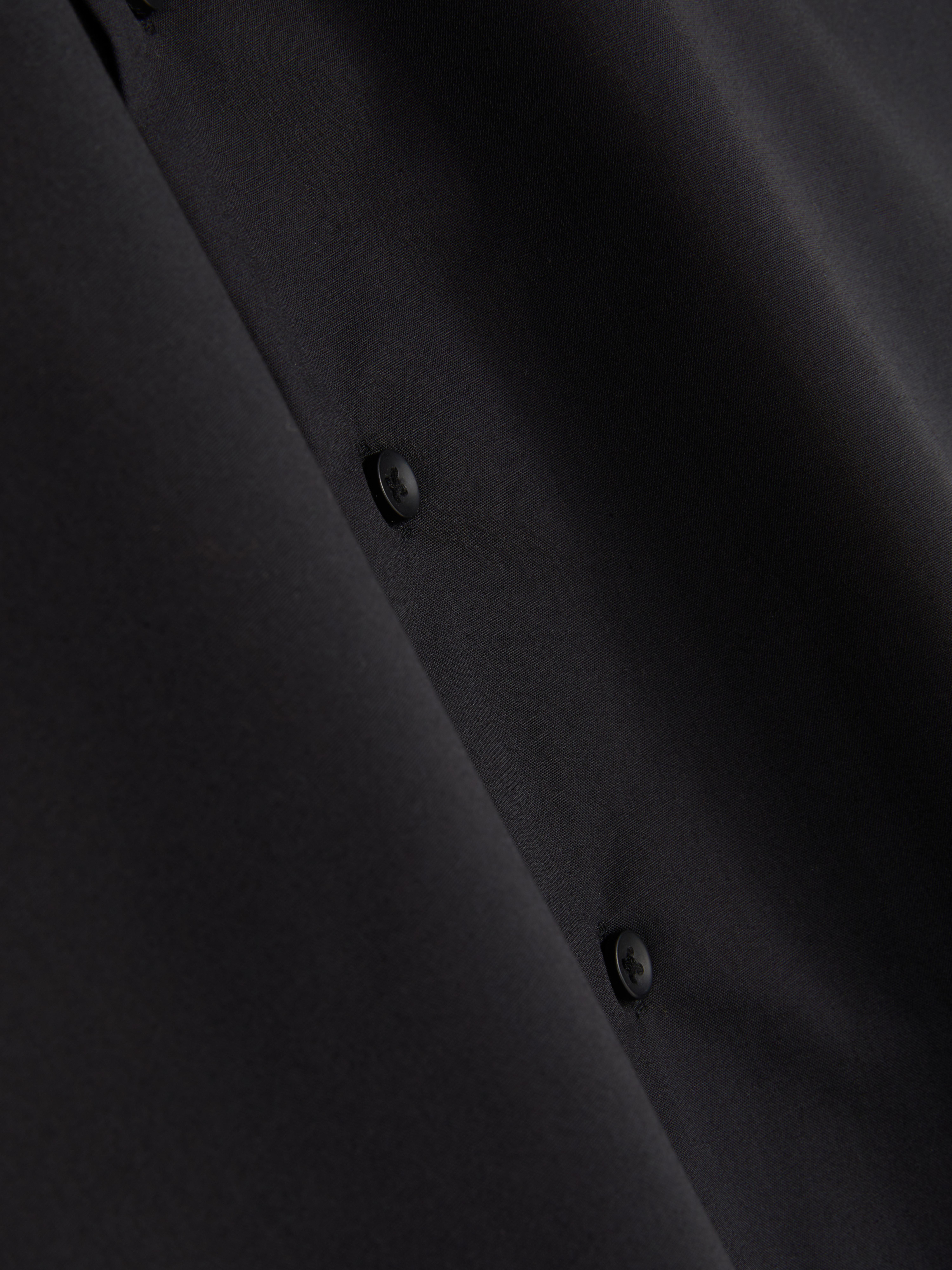 Camicia slim fit a maniche corte