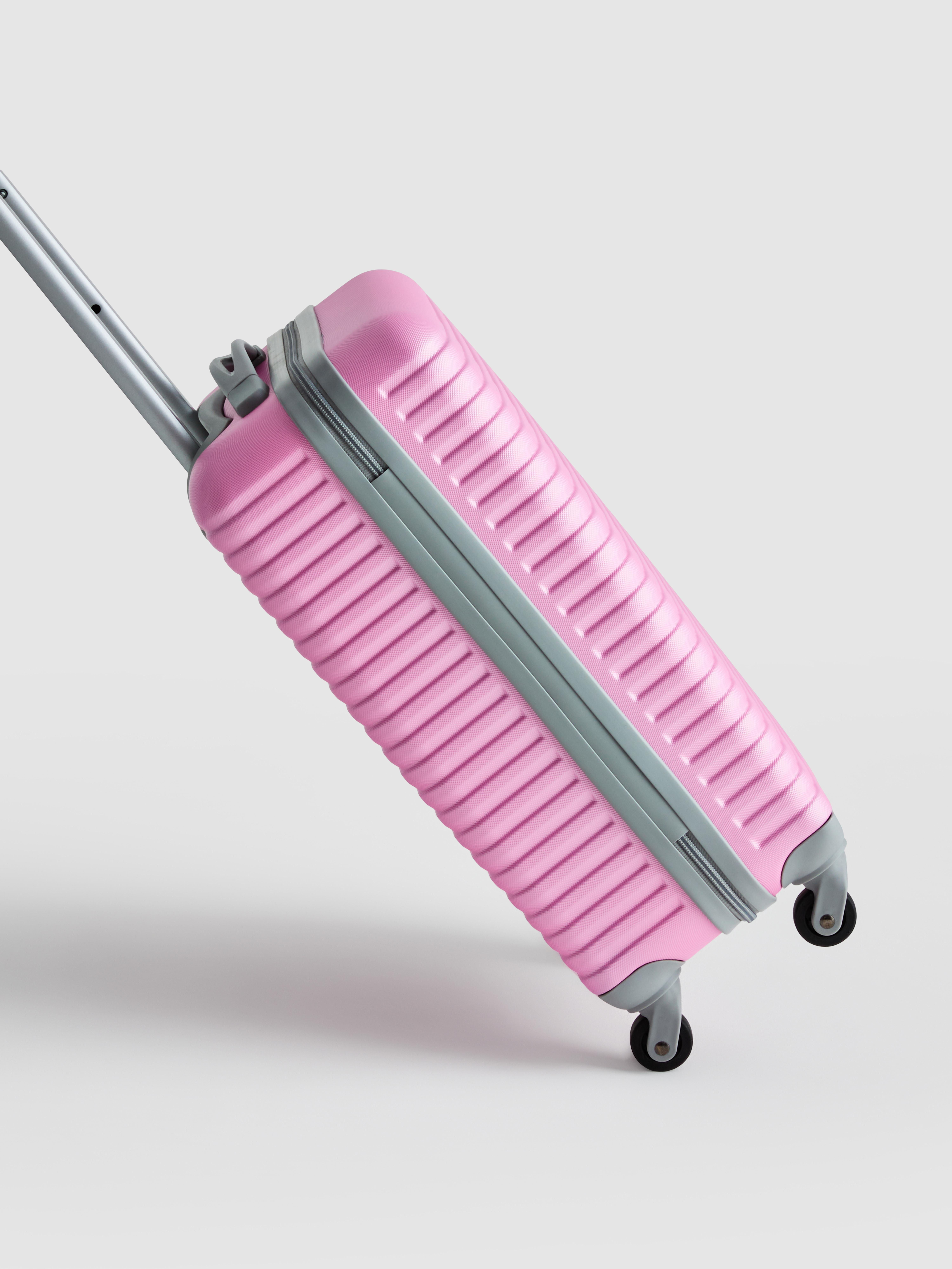 Ribbed Four-Wheel Hard Shell Suitcase