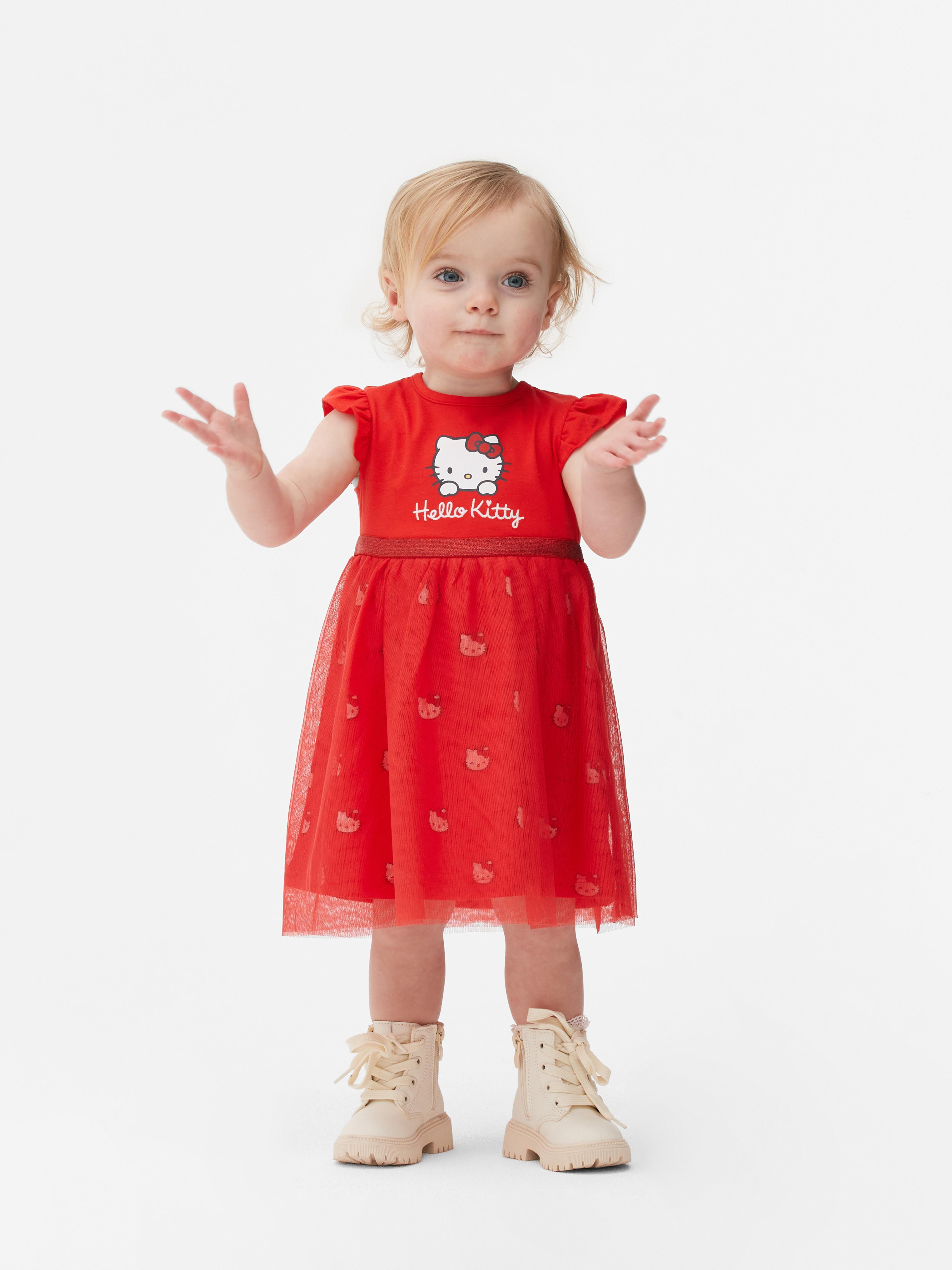 Šaty s tylovou sukní k 50. výročí Hello Kitty