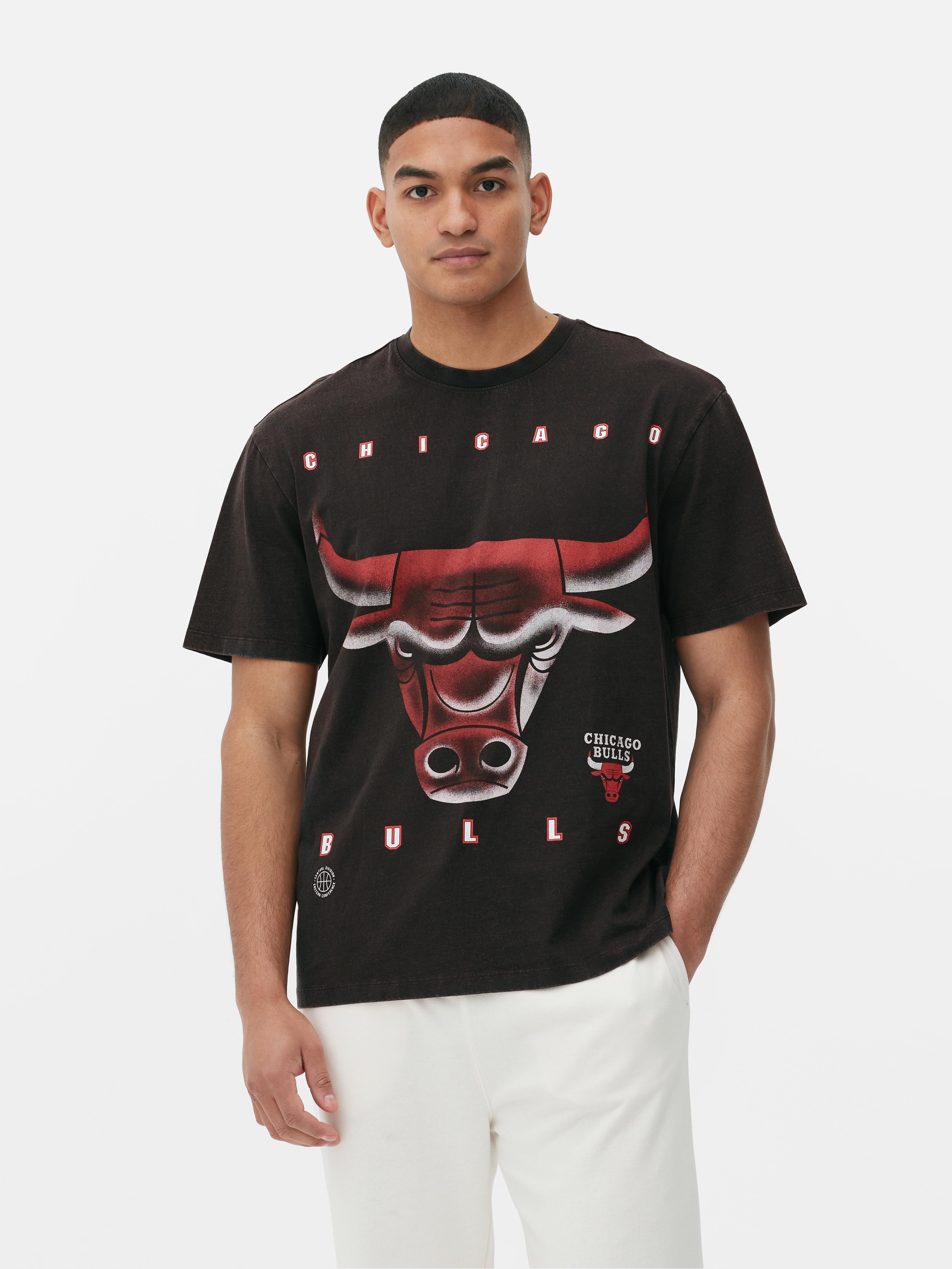 NBA Chicago Bulls Acid Wash T-Shirt | Primark