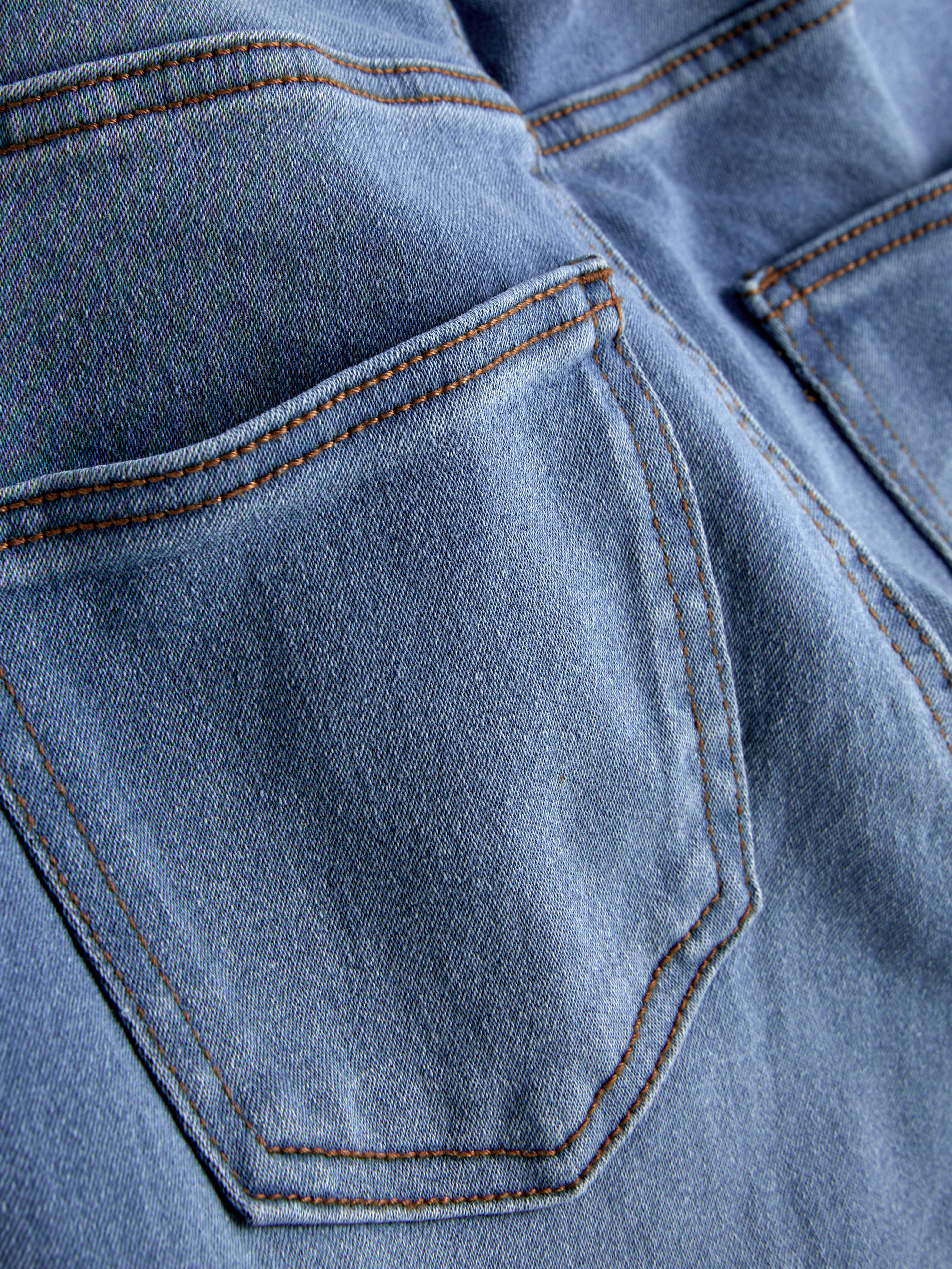 Essential Skinny-Jeans mit mittelhohem Bund | Normale Passform