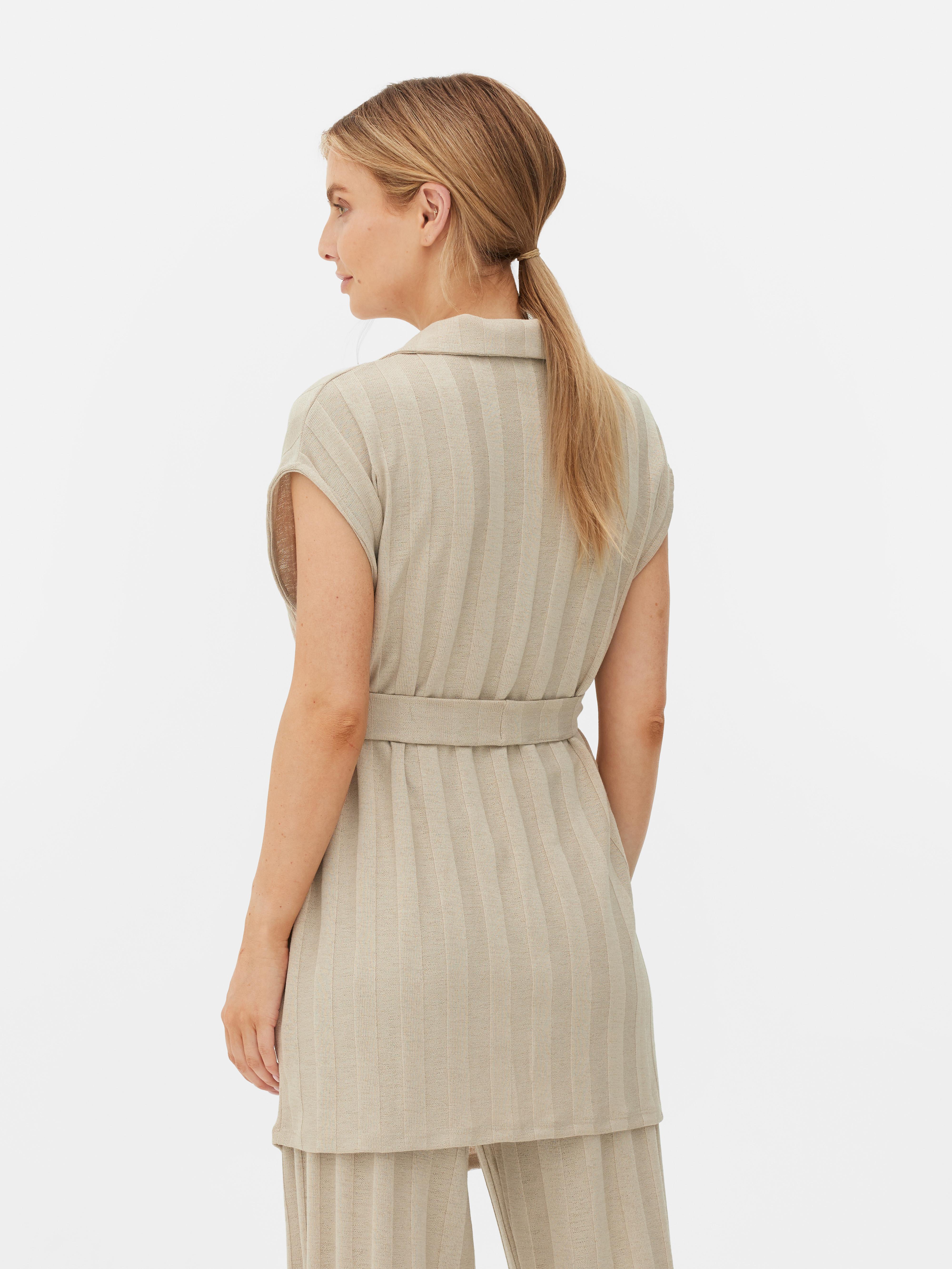 Gerippte, ärmellose Umstandstunika