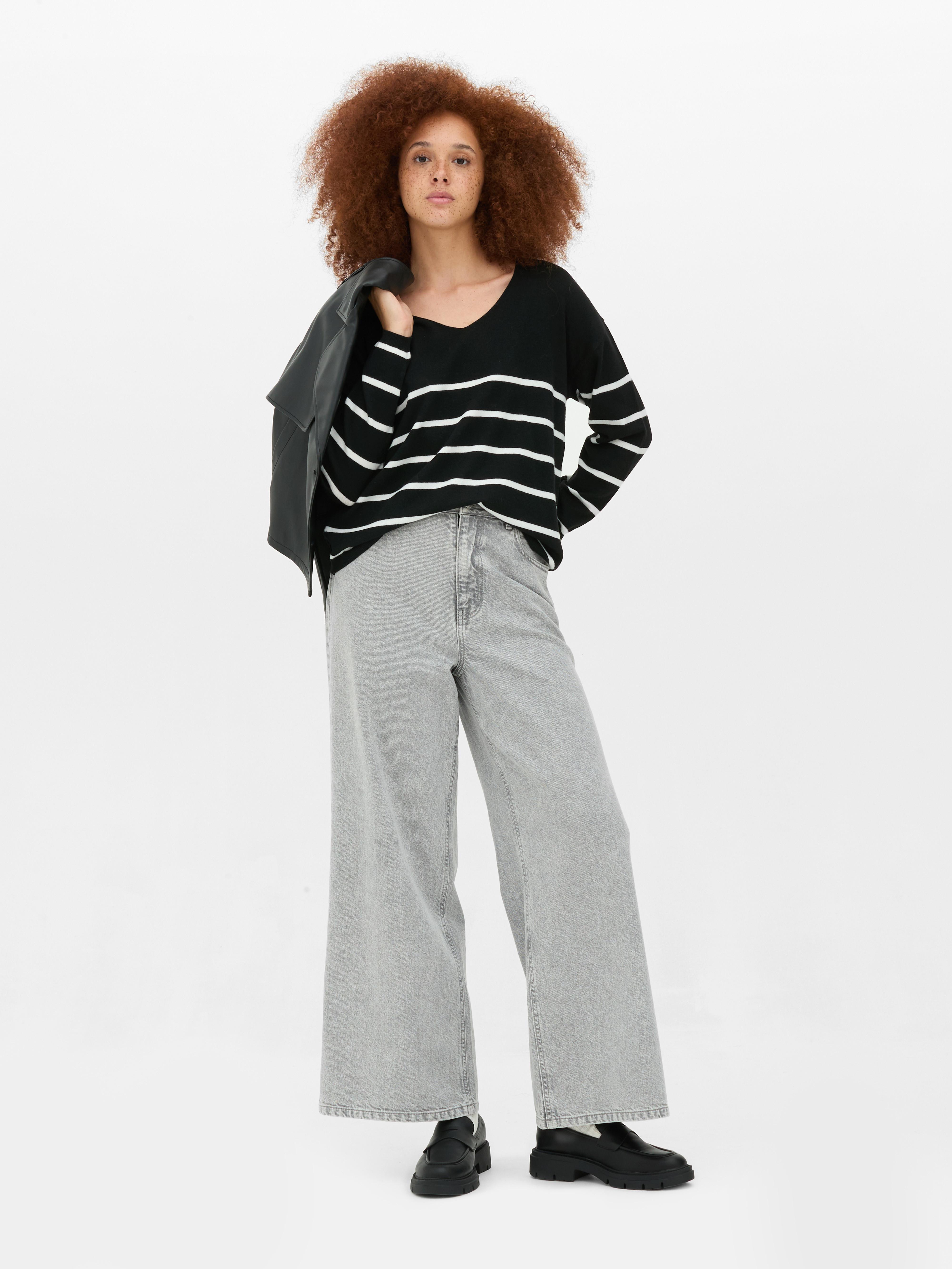 Camisola decote V malha fina