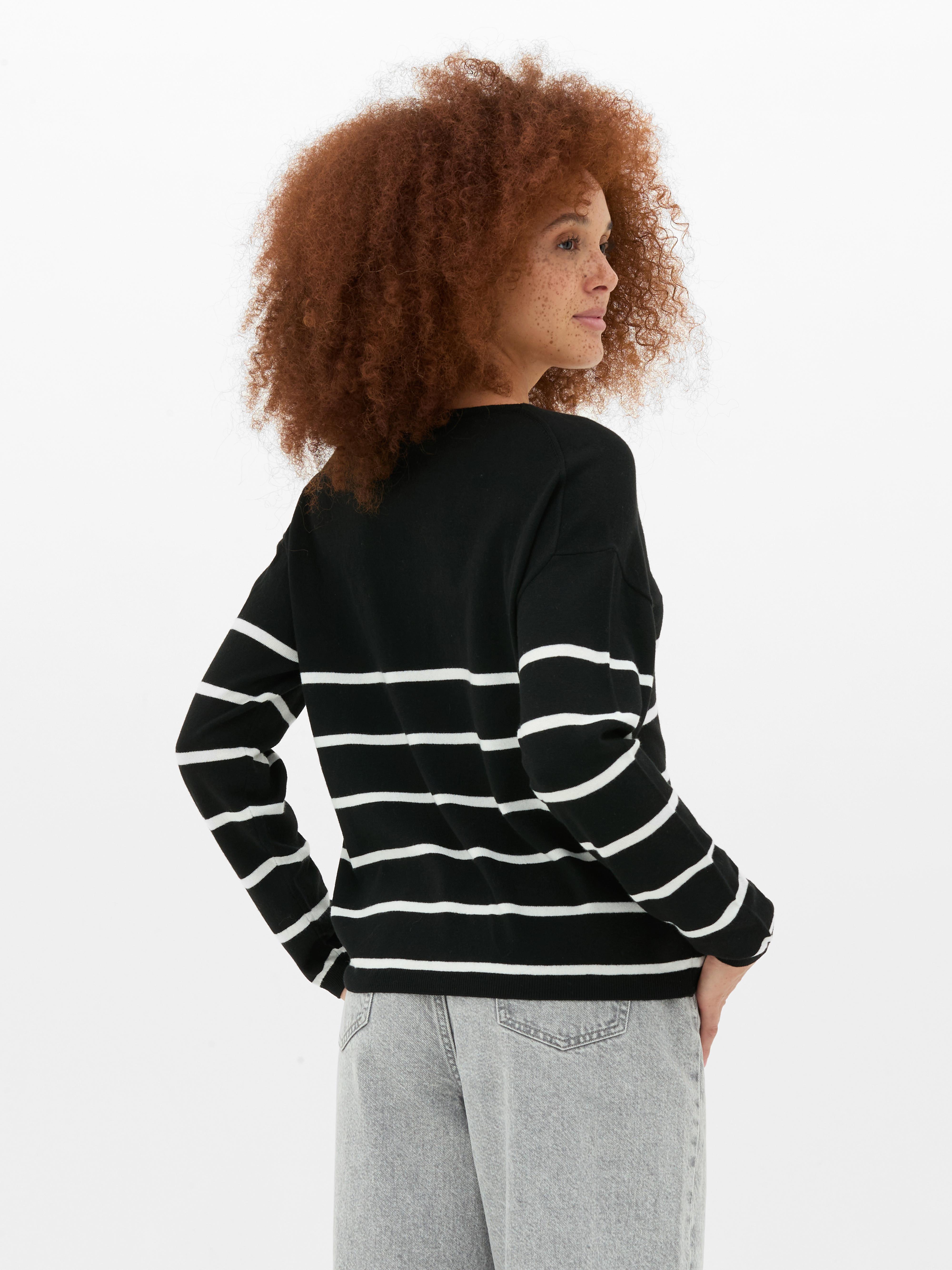 Camisola decote V malha fina