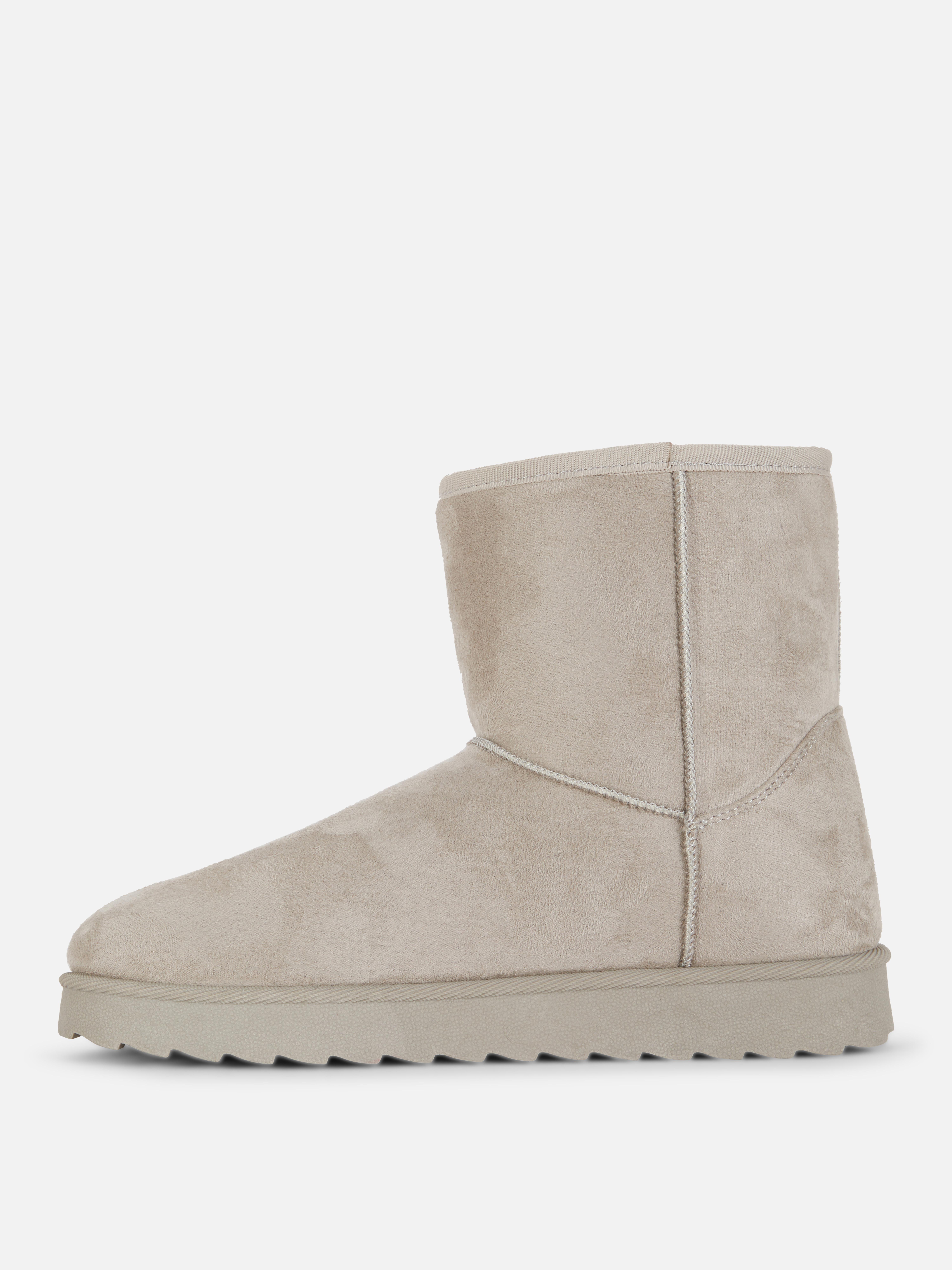 Bottines en daim synthétique