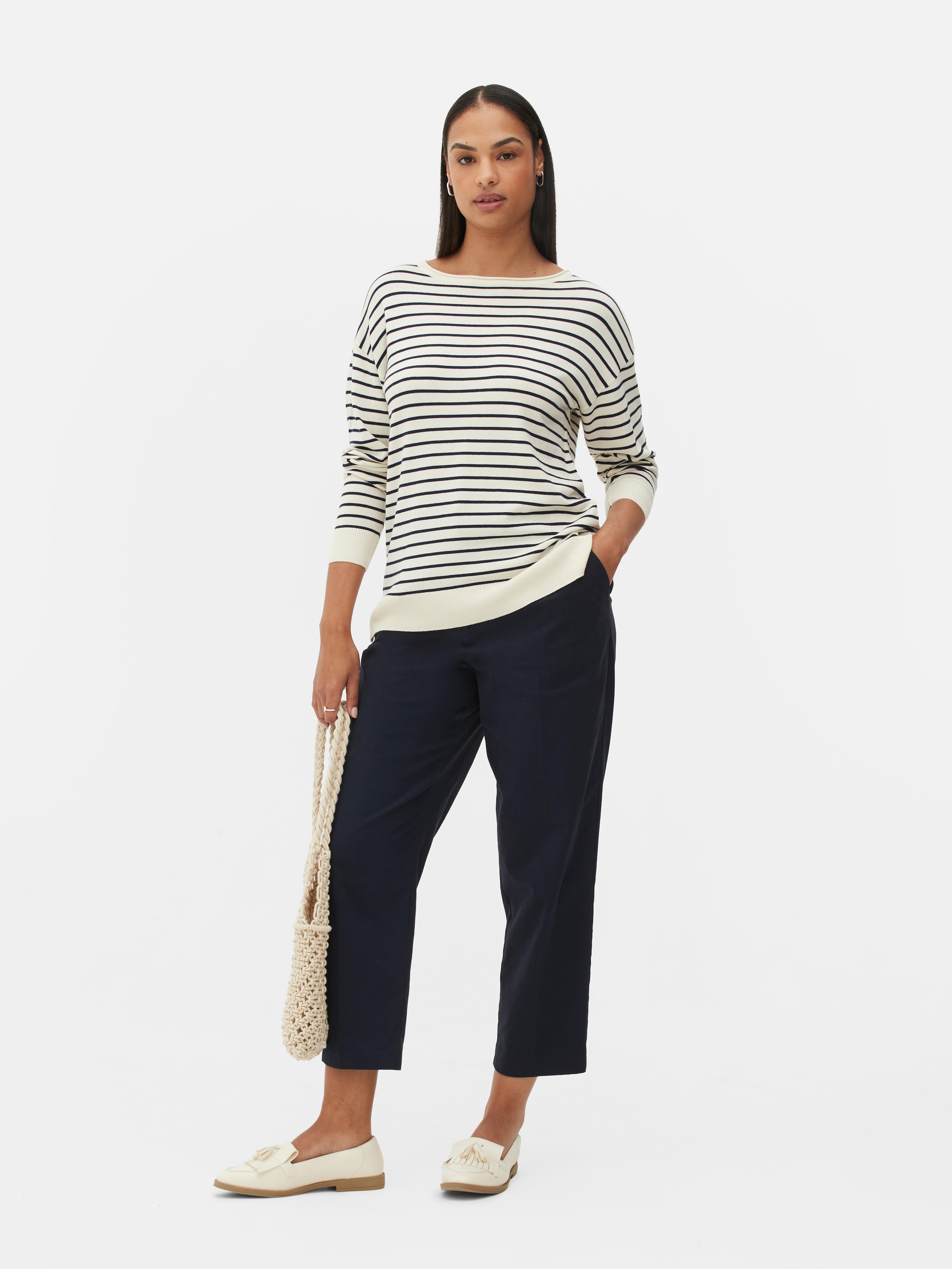Gestreifter Feinstrickpullover mit U-Boot-Ausschnitt 
