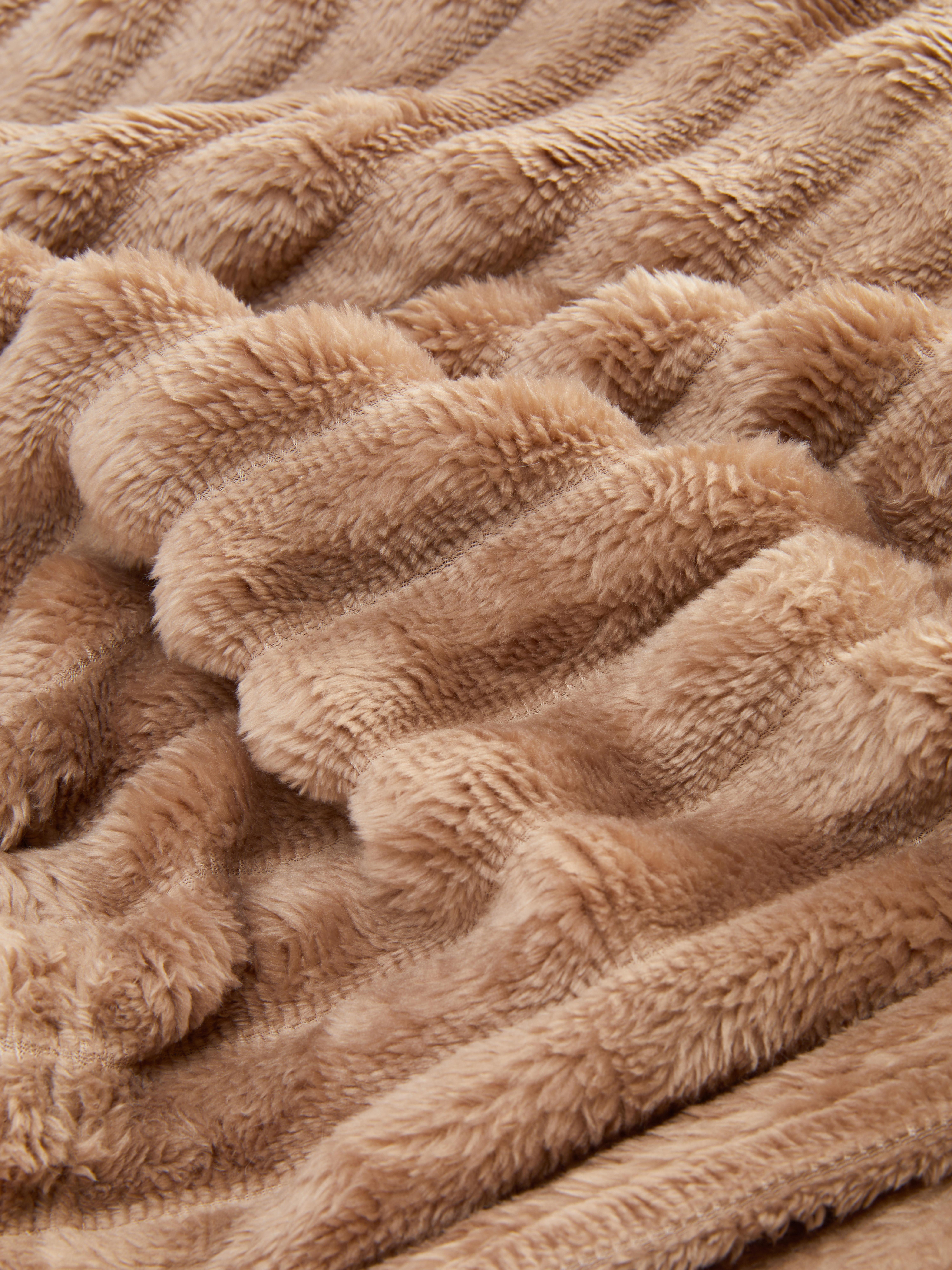 Soft Touch Ribbed Throw