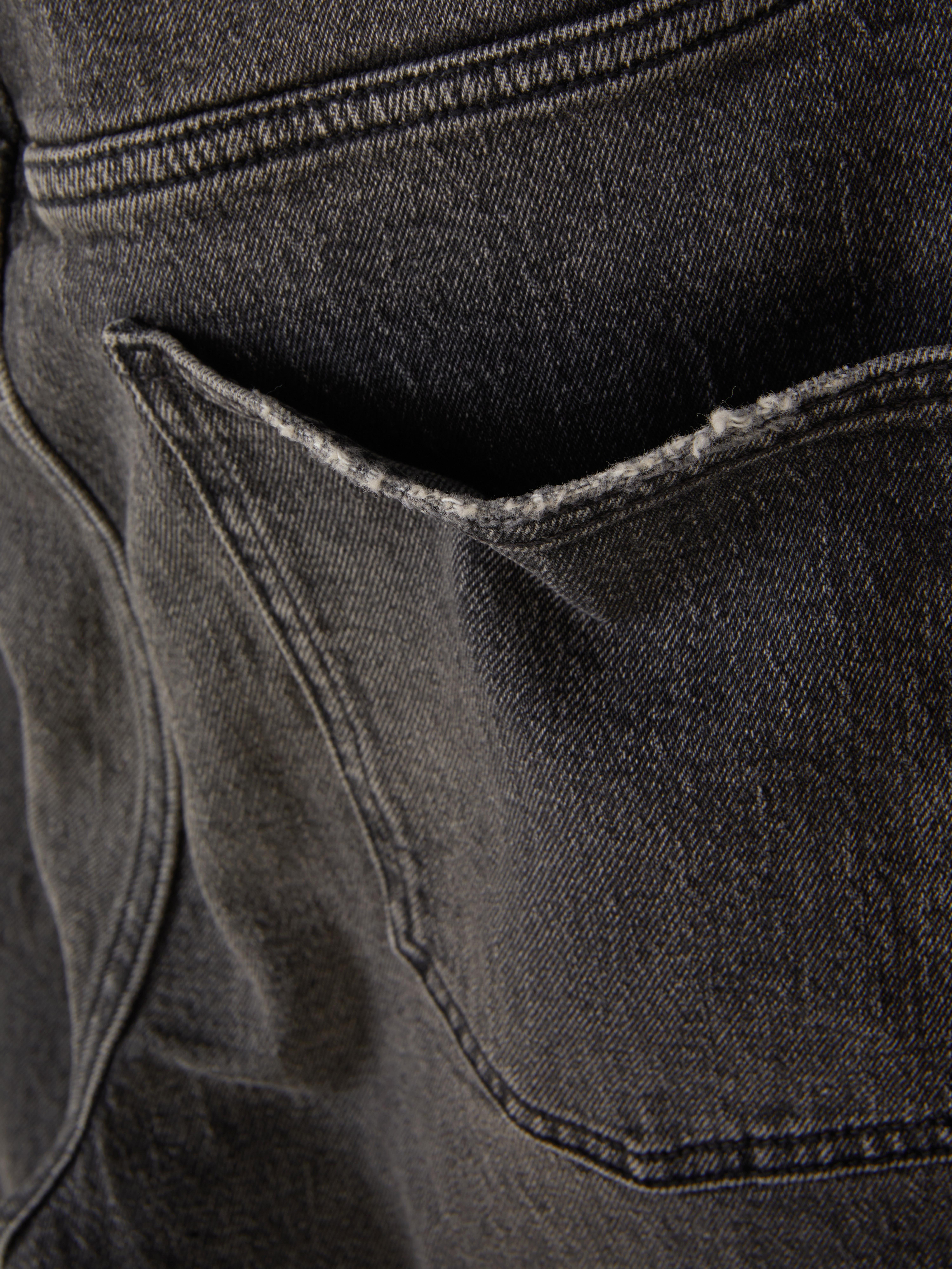 Jeans slim a gamba dritta | Regular