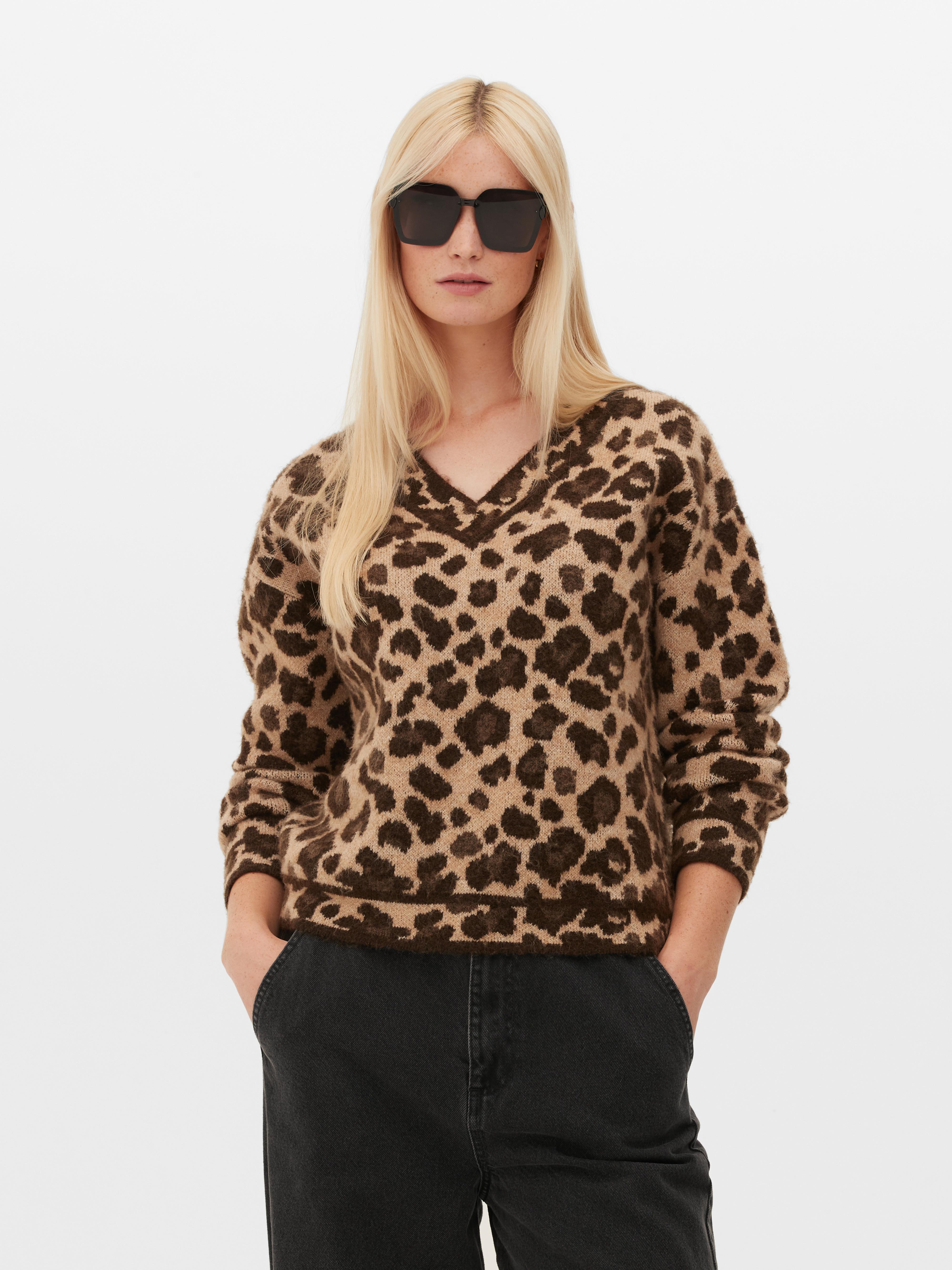 Womens Multi Leopard V Neck Jumper Primark