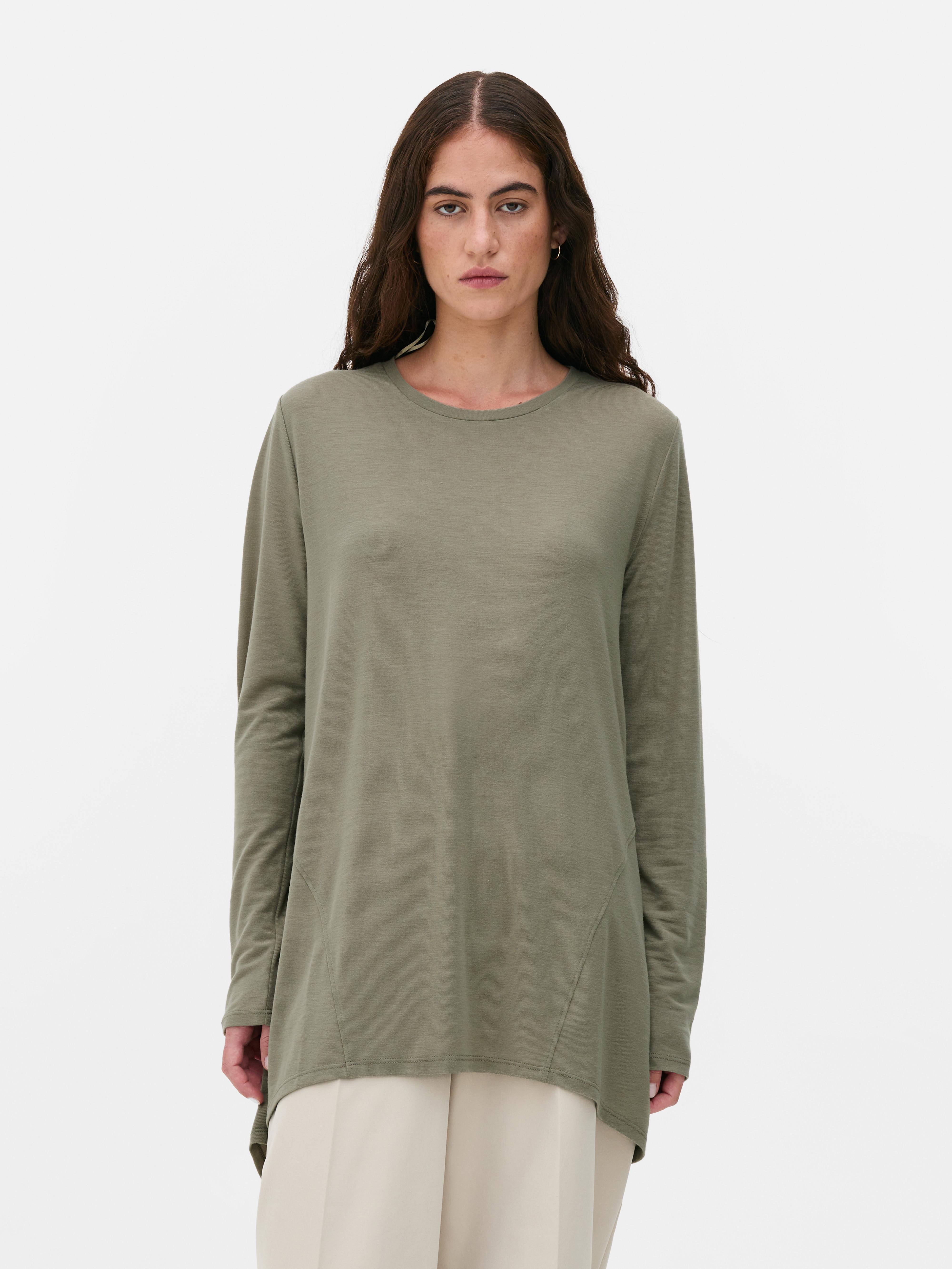 Žebrovaný top s prohnutým lemem a dlouhým rukávem