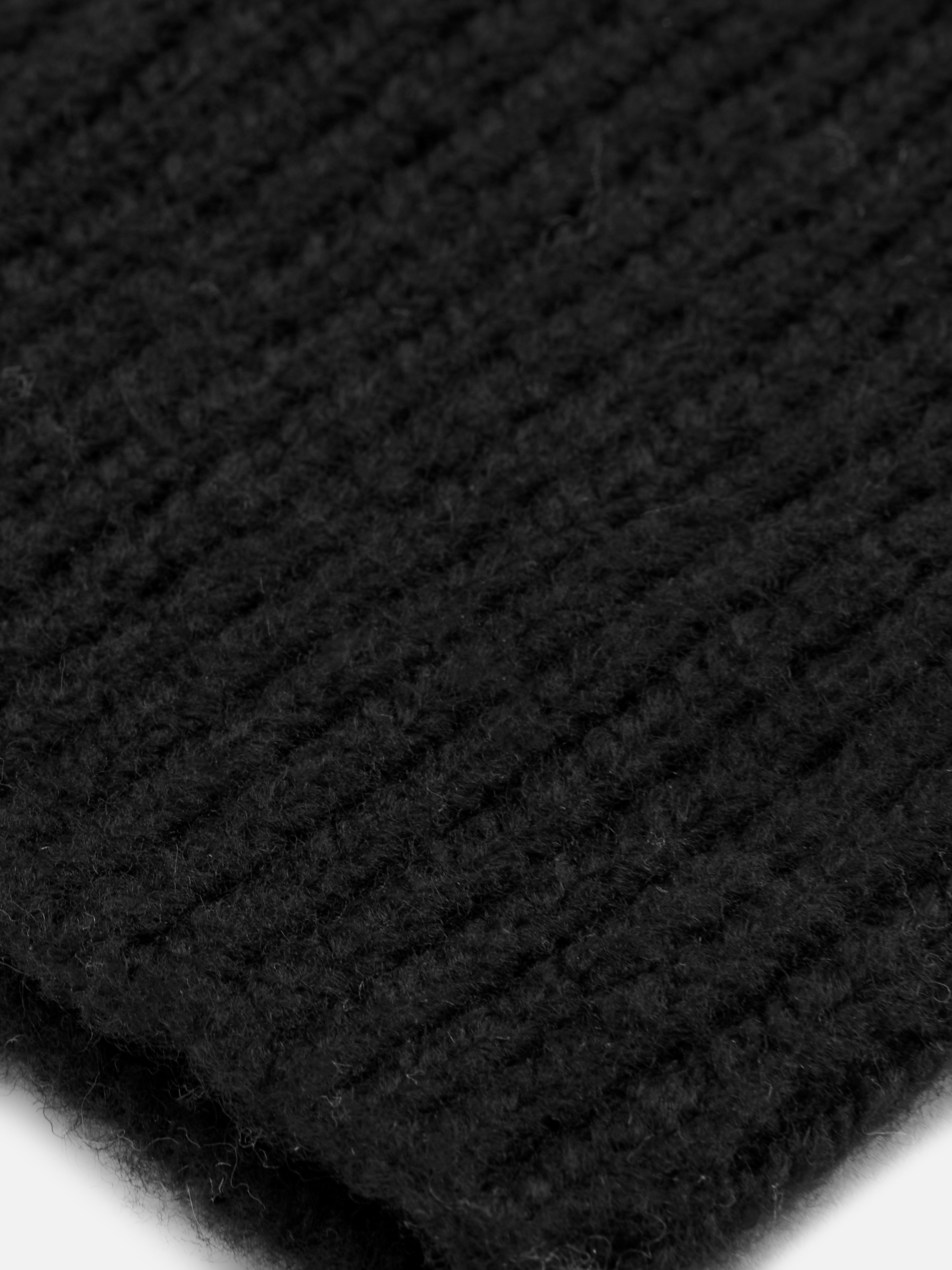 Bonnet en maille côtelée