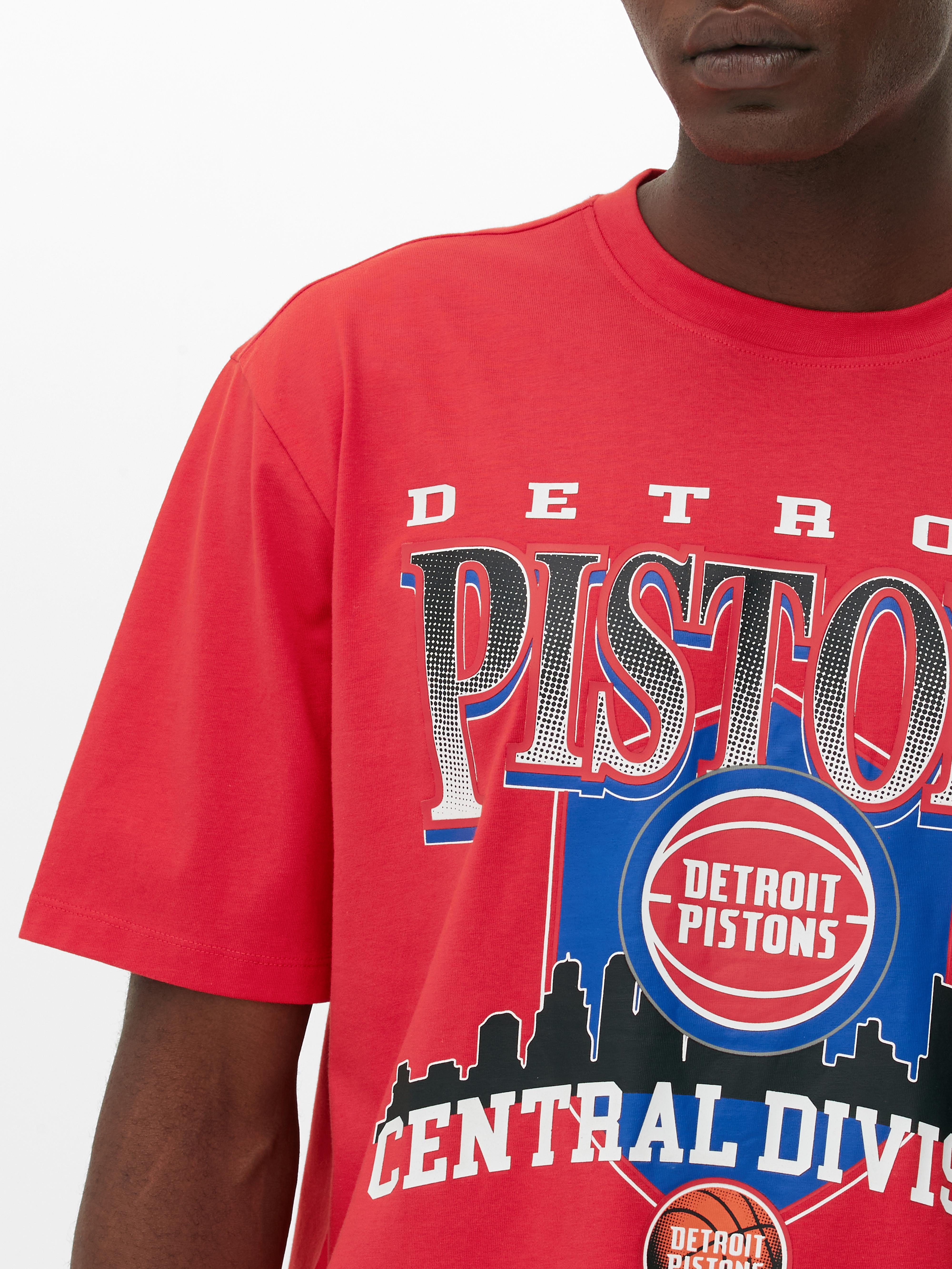 NBA Detroit Pistons Short Sleeve T-Shirt