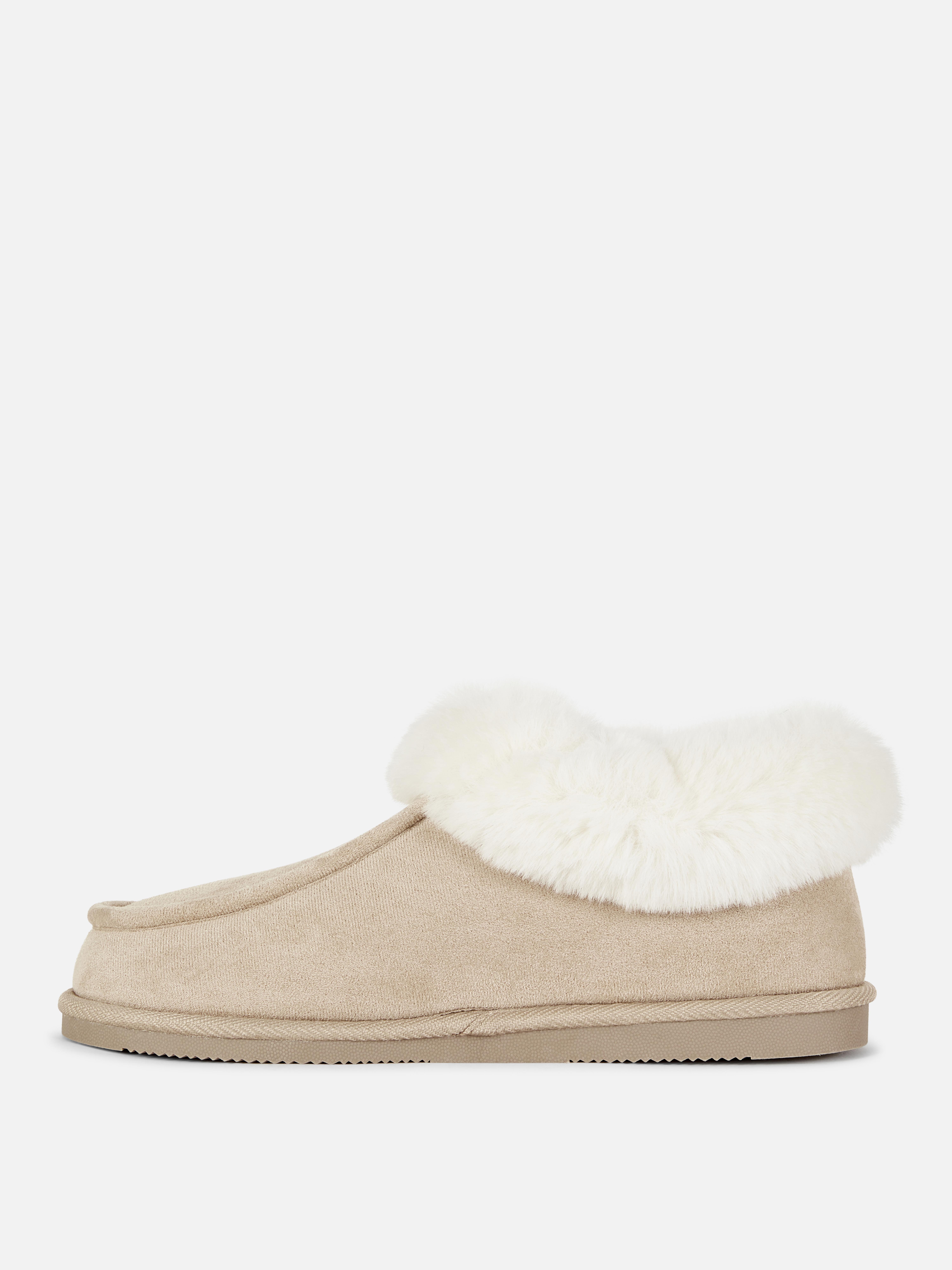 Fur lined moccasin slippers deals