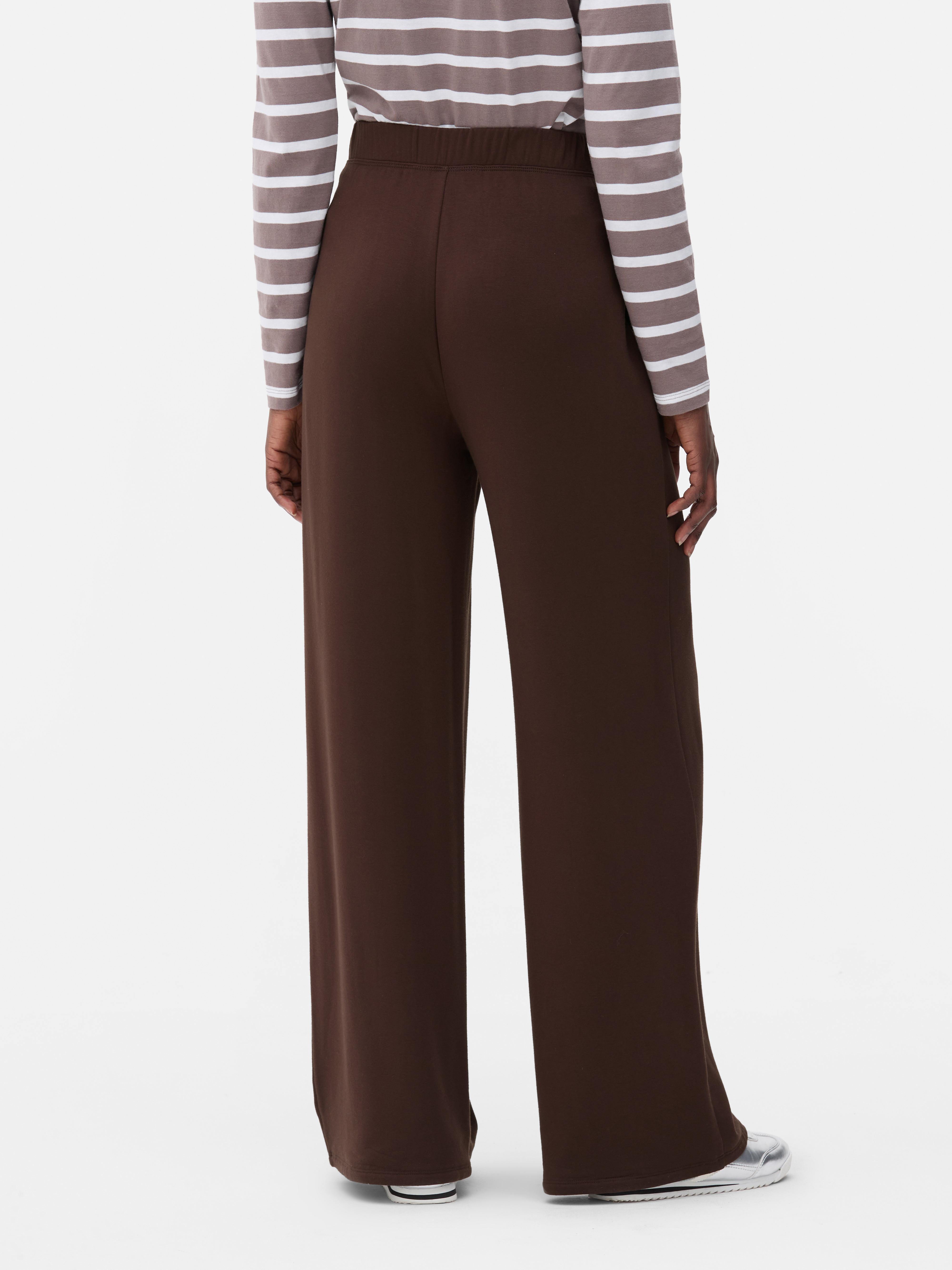 Pantaloni casual largi