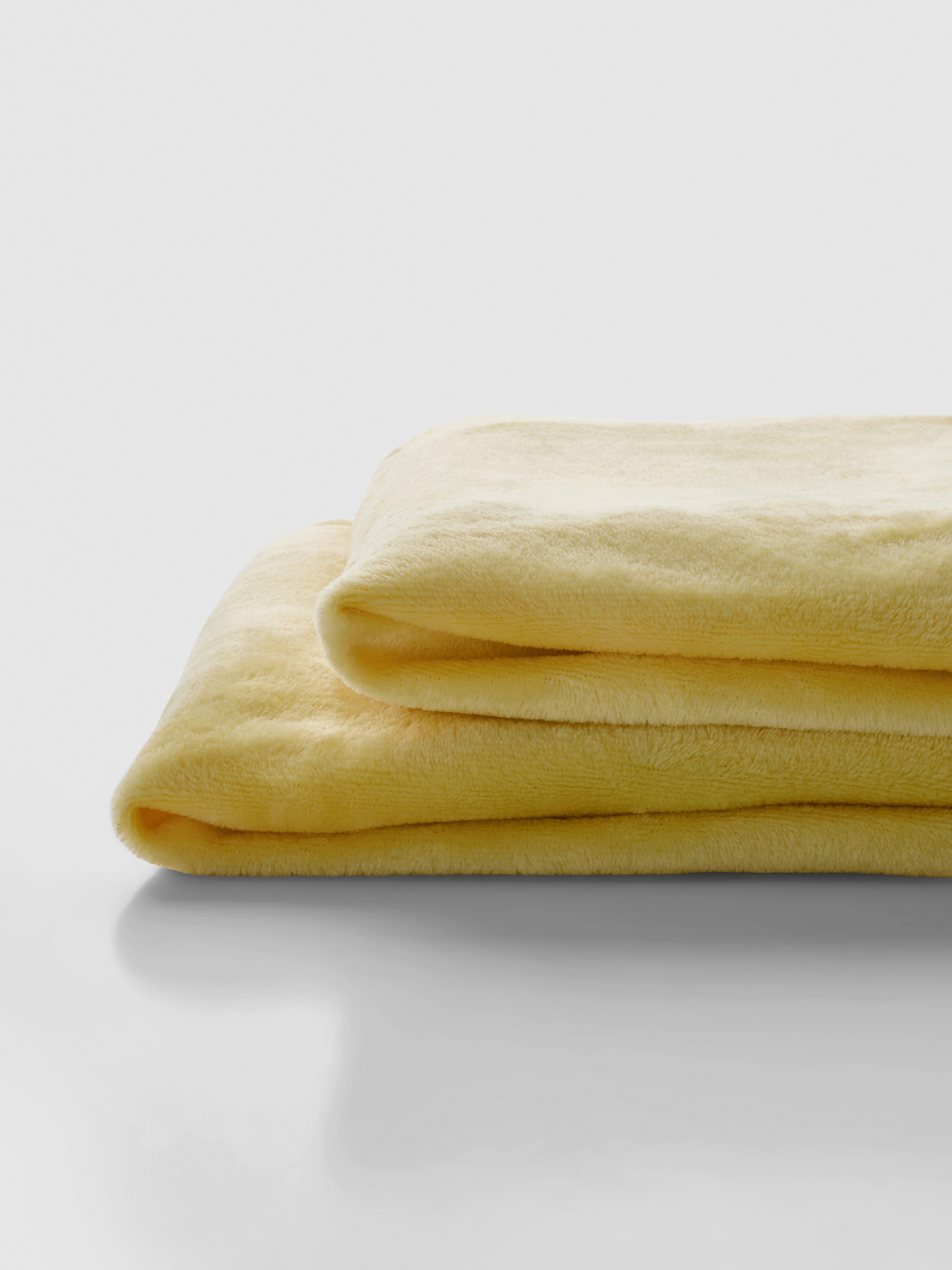 Super Soft Small Plush Throw