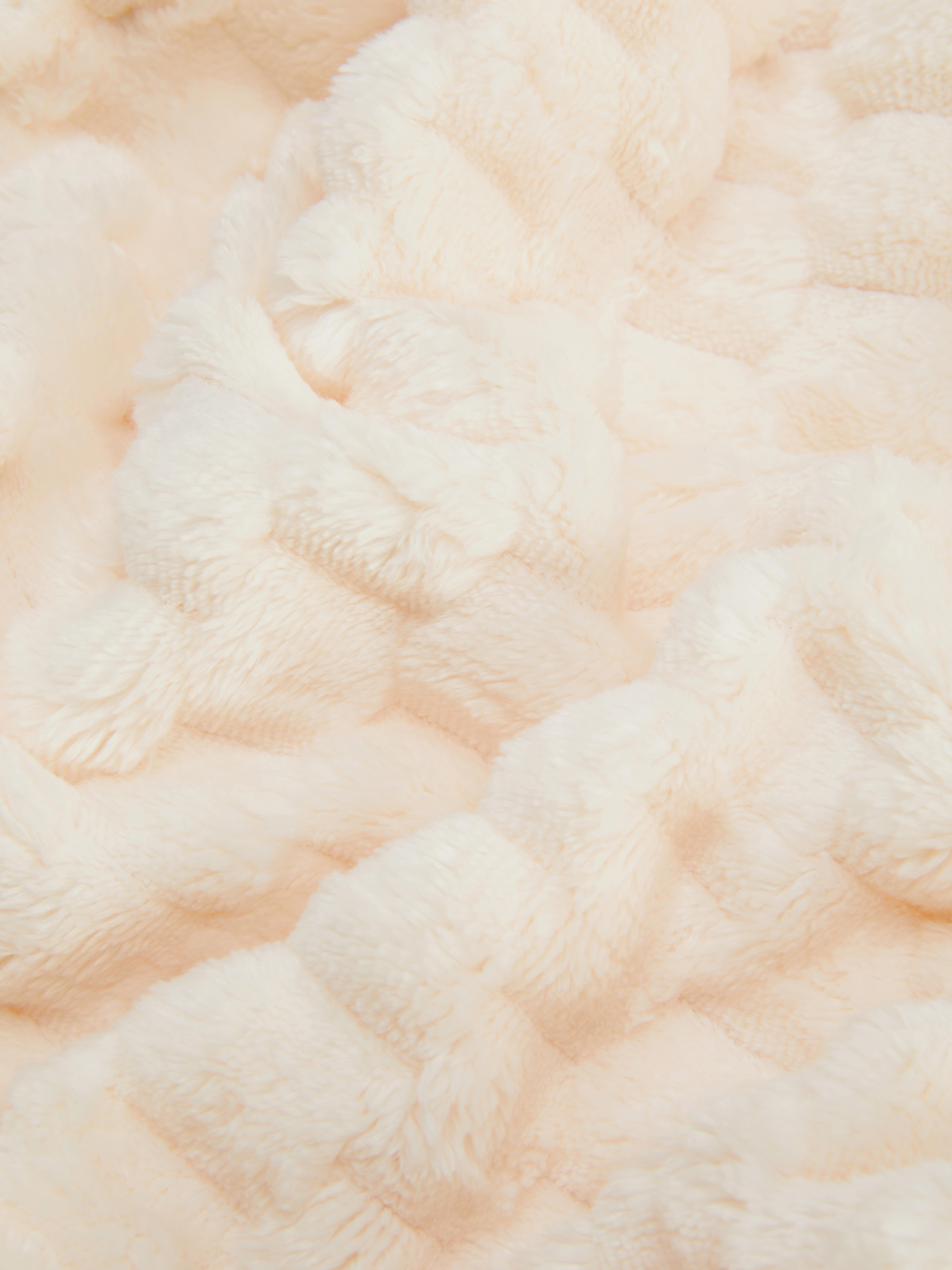 Super Soft Honeycomb Texture Throw