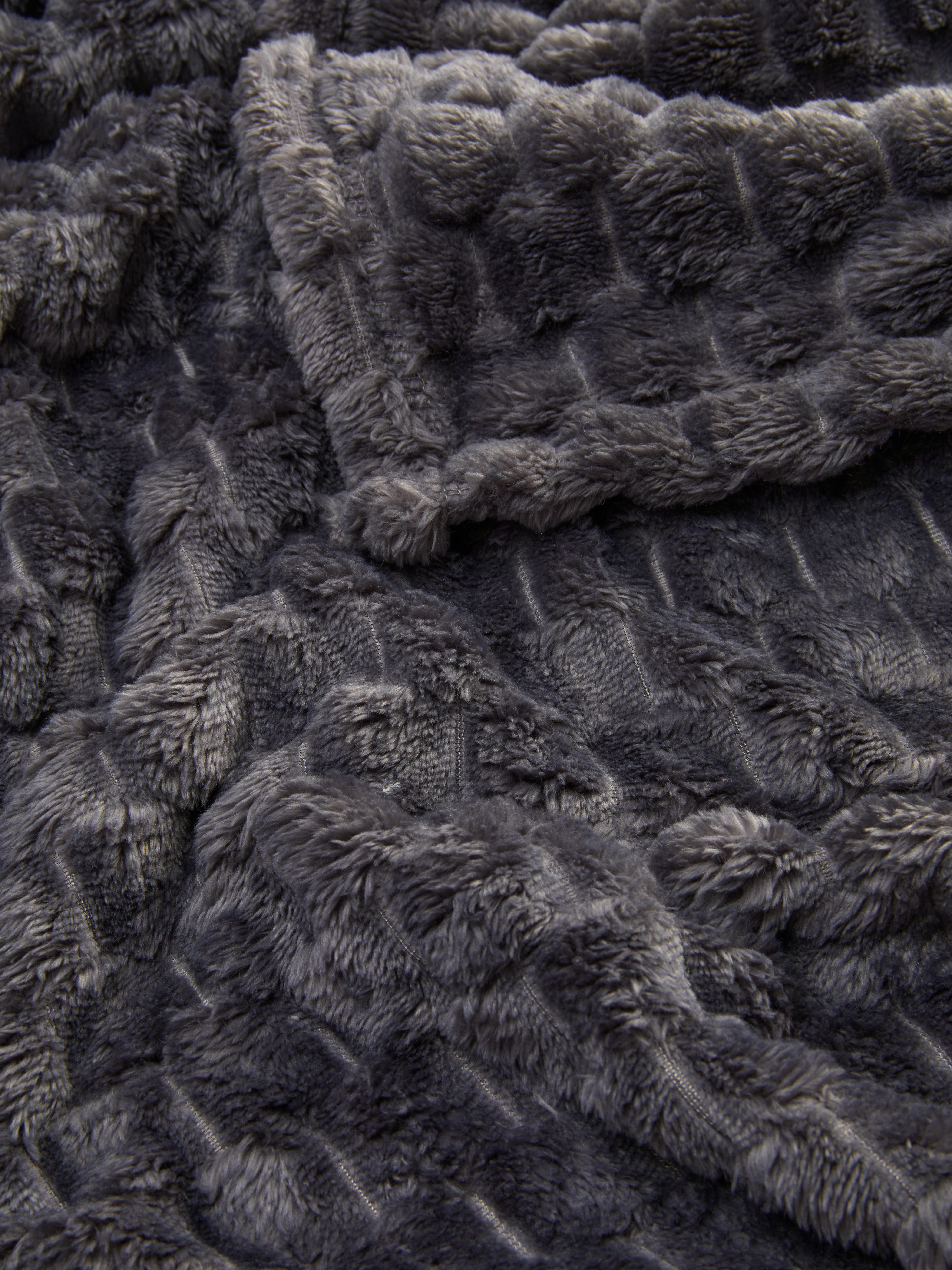 Super Soft Honeycomb Texture Throw