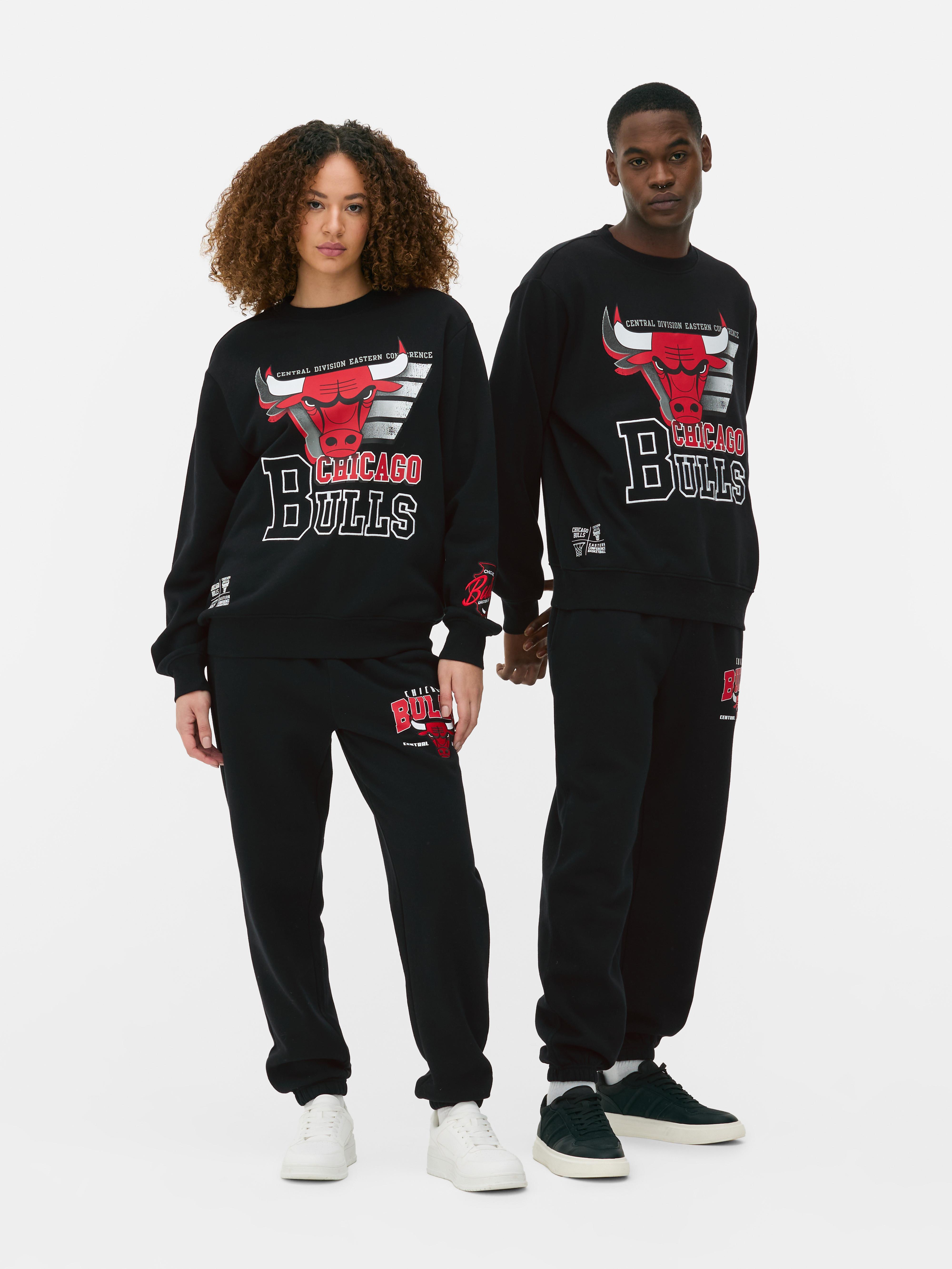 NBA Chicago Bulls Logo Sweatshirt