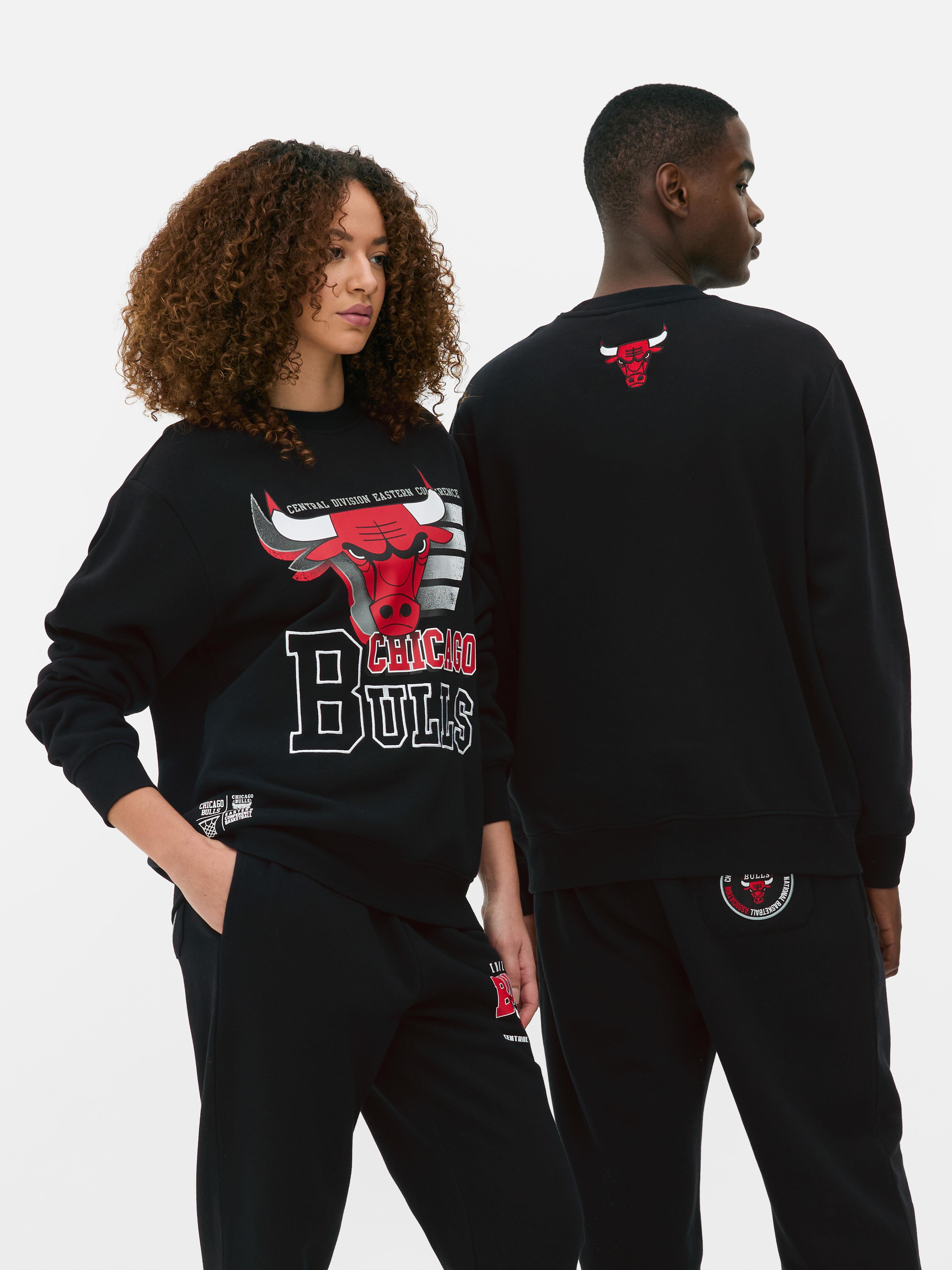 NBA Chicago Bulls Logo Sweatshirt