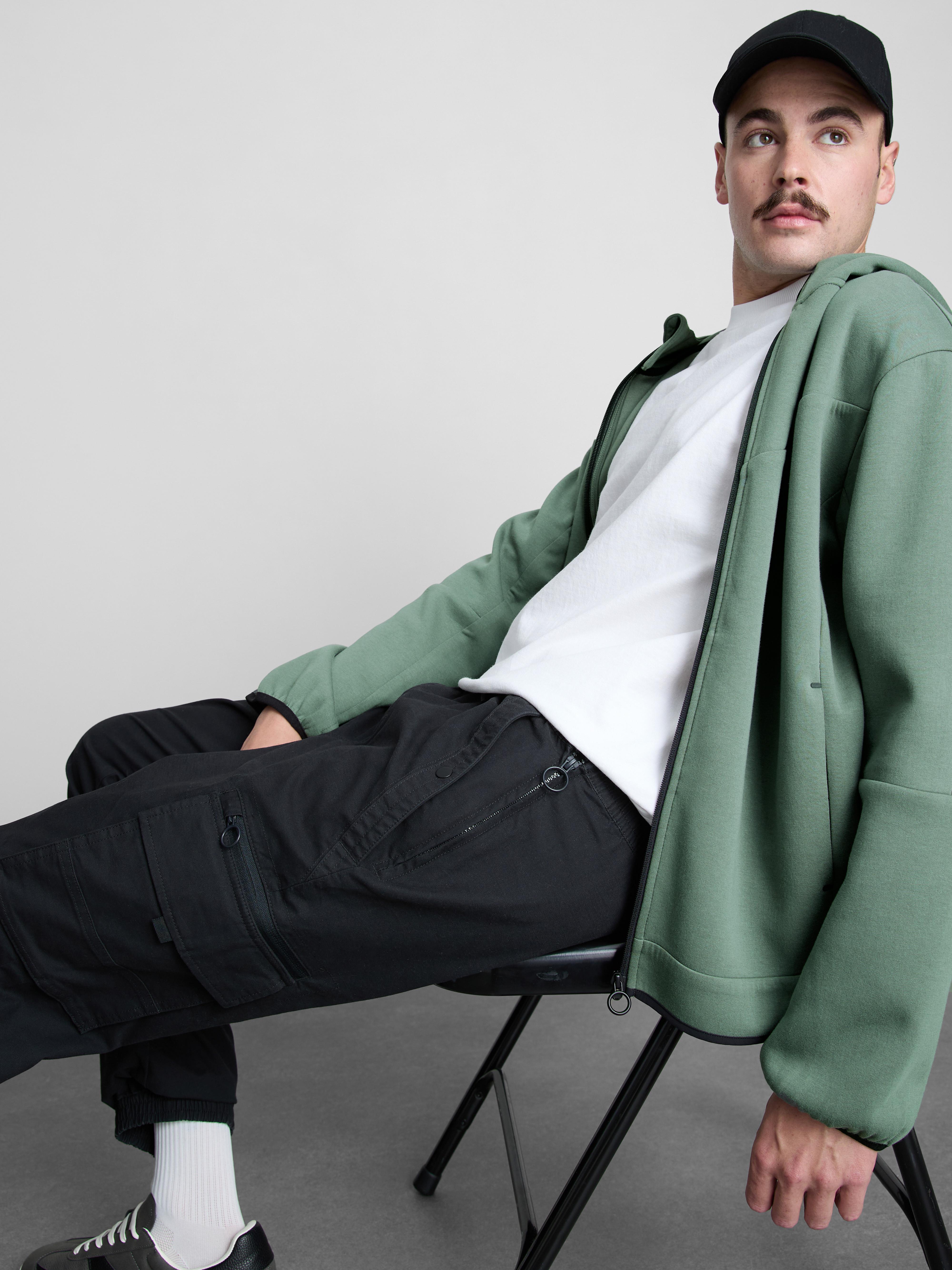 Pantaloni cargo Adaptive