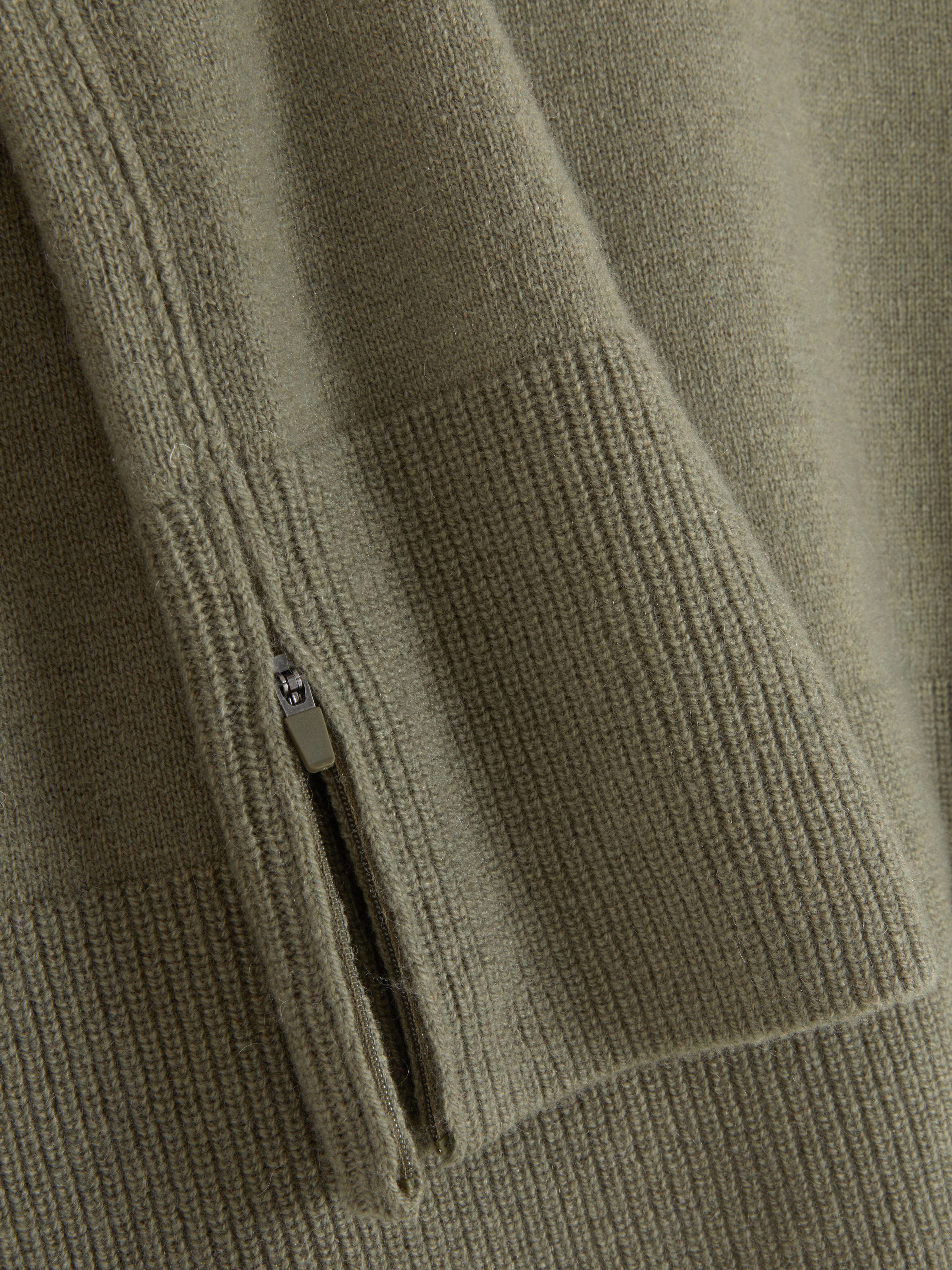 Jersey Adaptive para personas en silla de ruedas