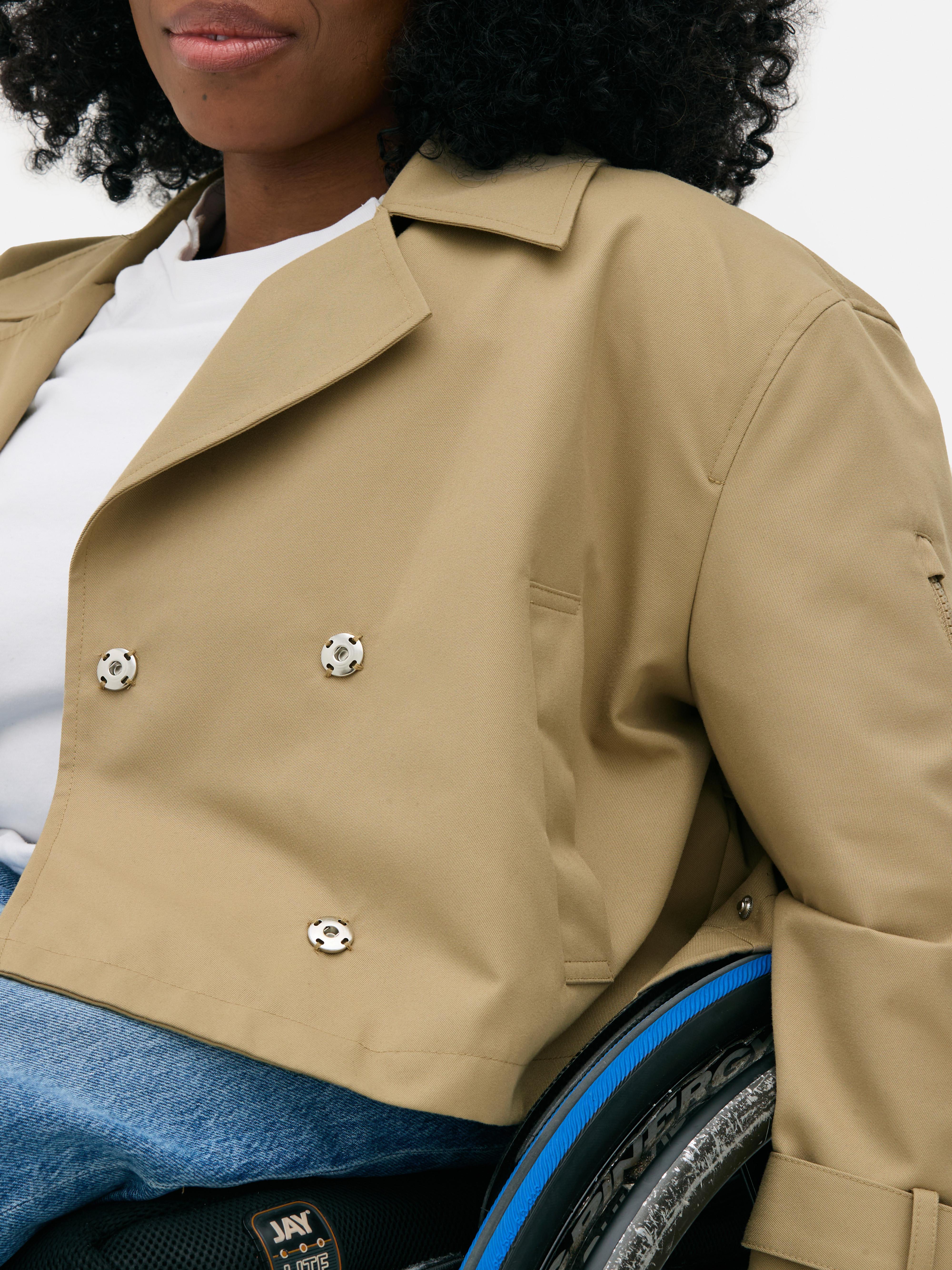 Gabardina Adaptive para personas en silla de ruedas