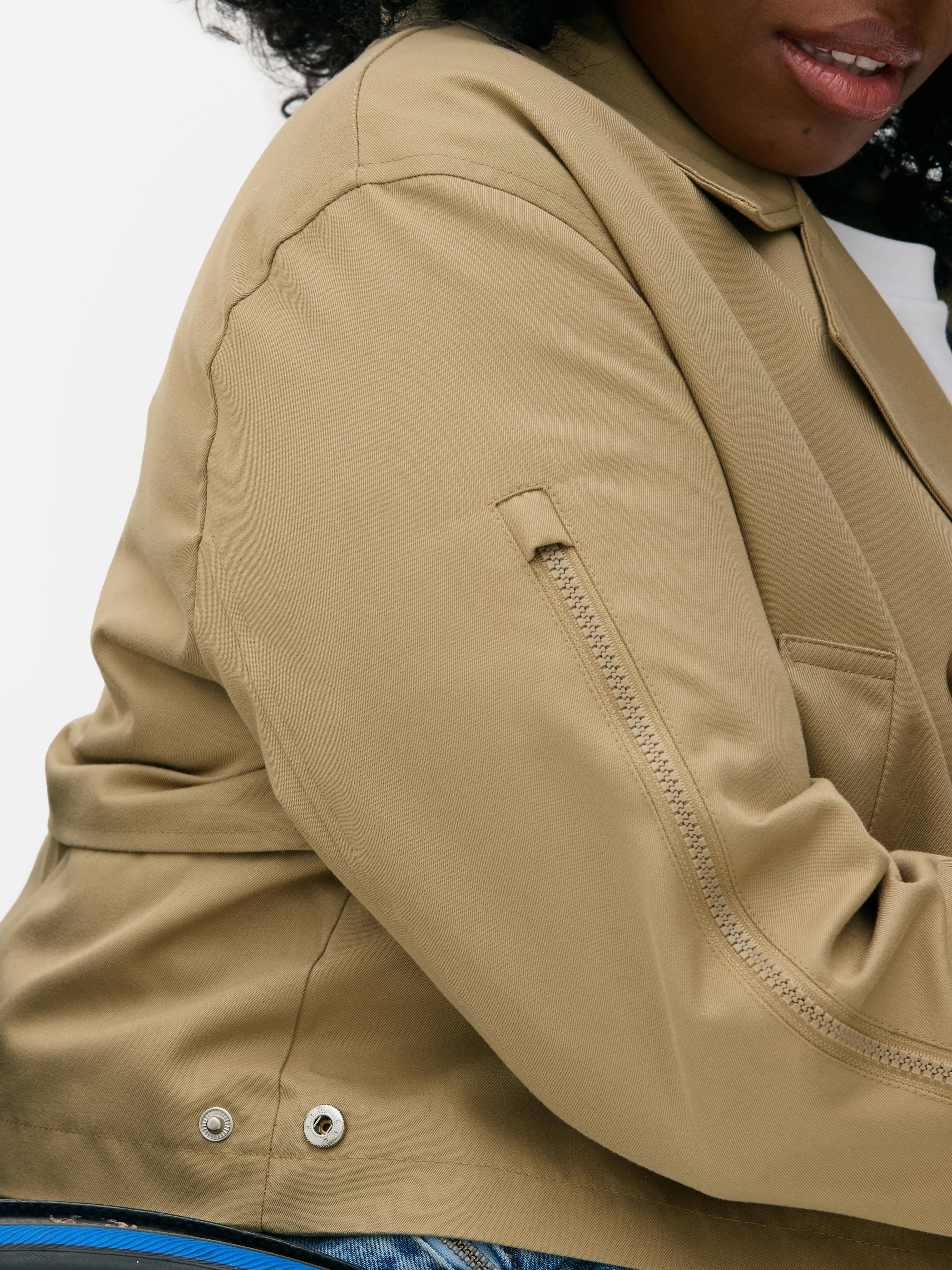 Gabardina Adaptive para personas en silla de ruedas