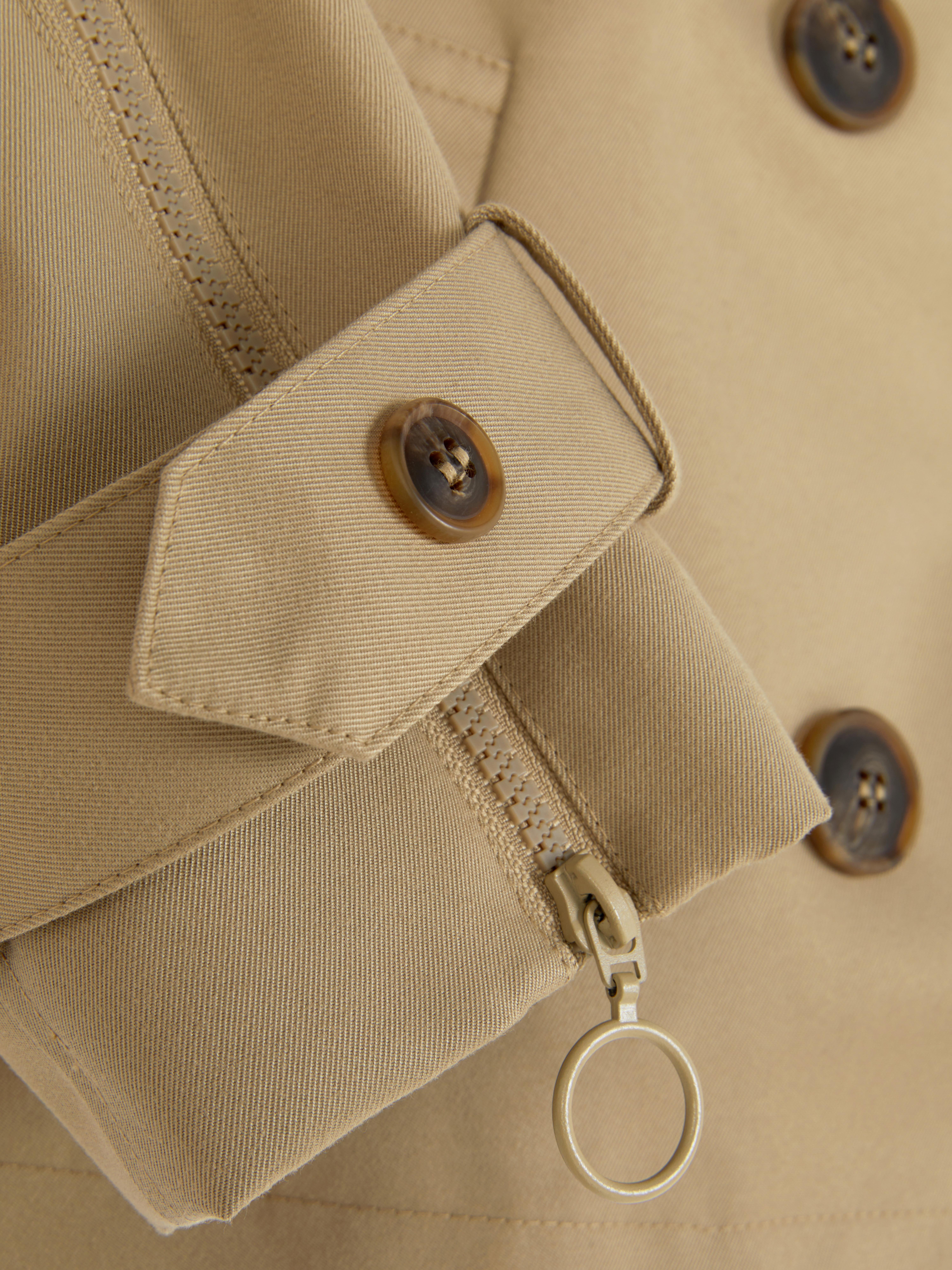 Gabardina Adaptive para personas en silla de ruedas