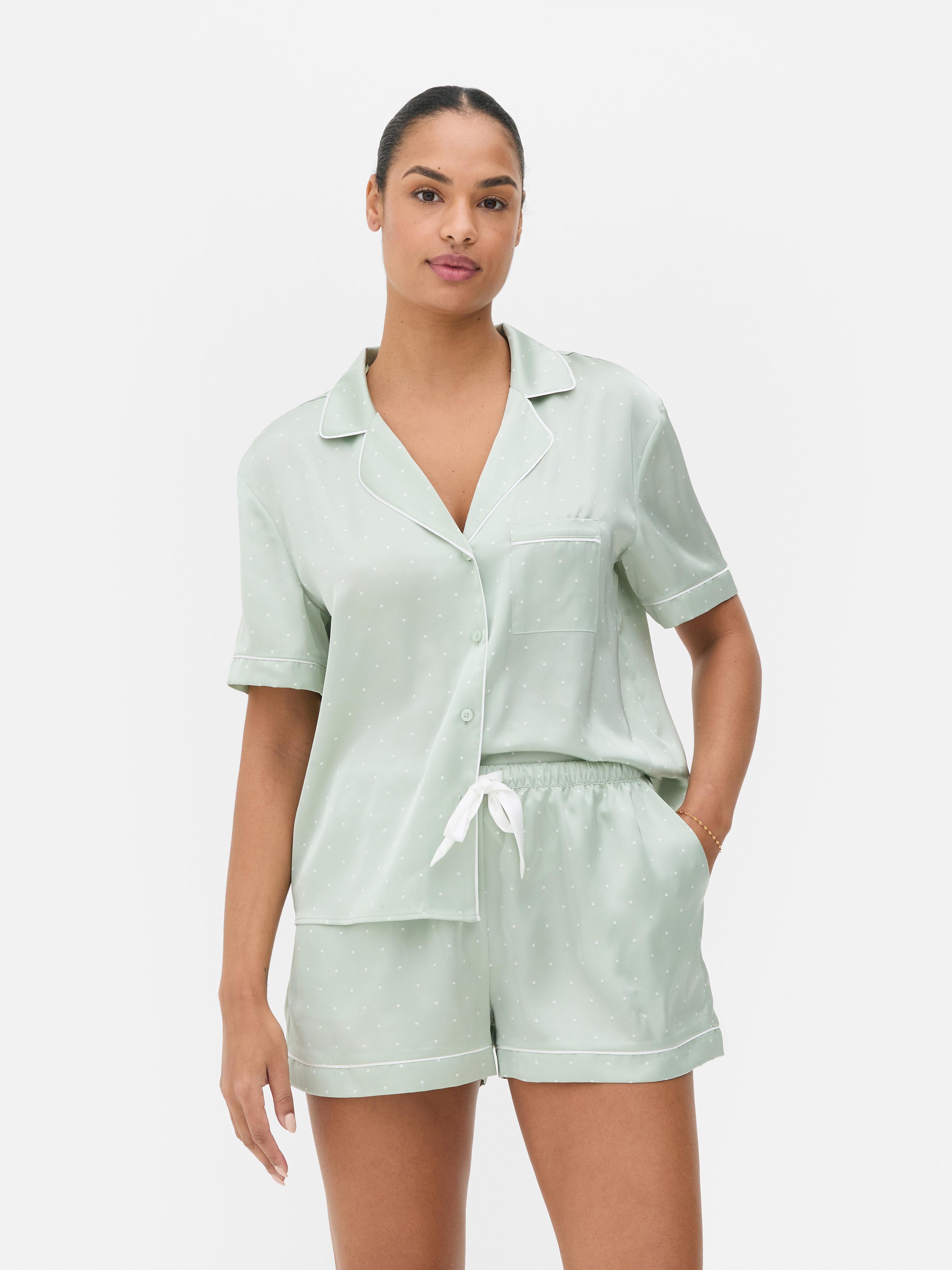 Satin-Schlafanzug mit Hemd und Shorts