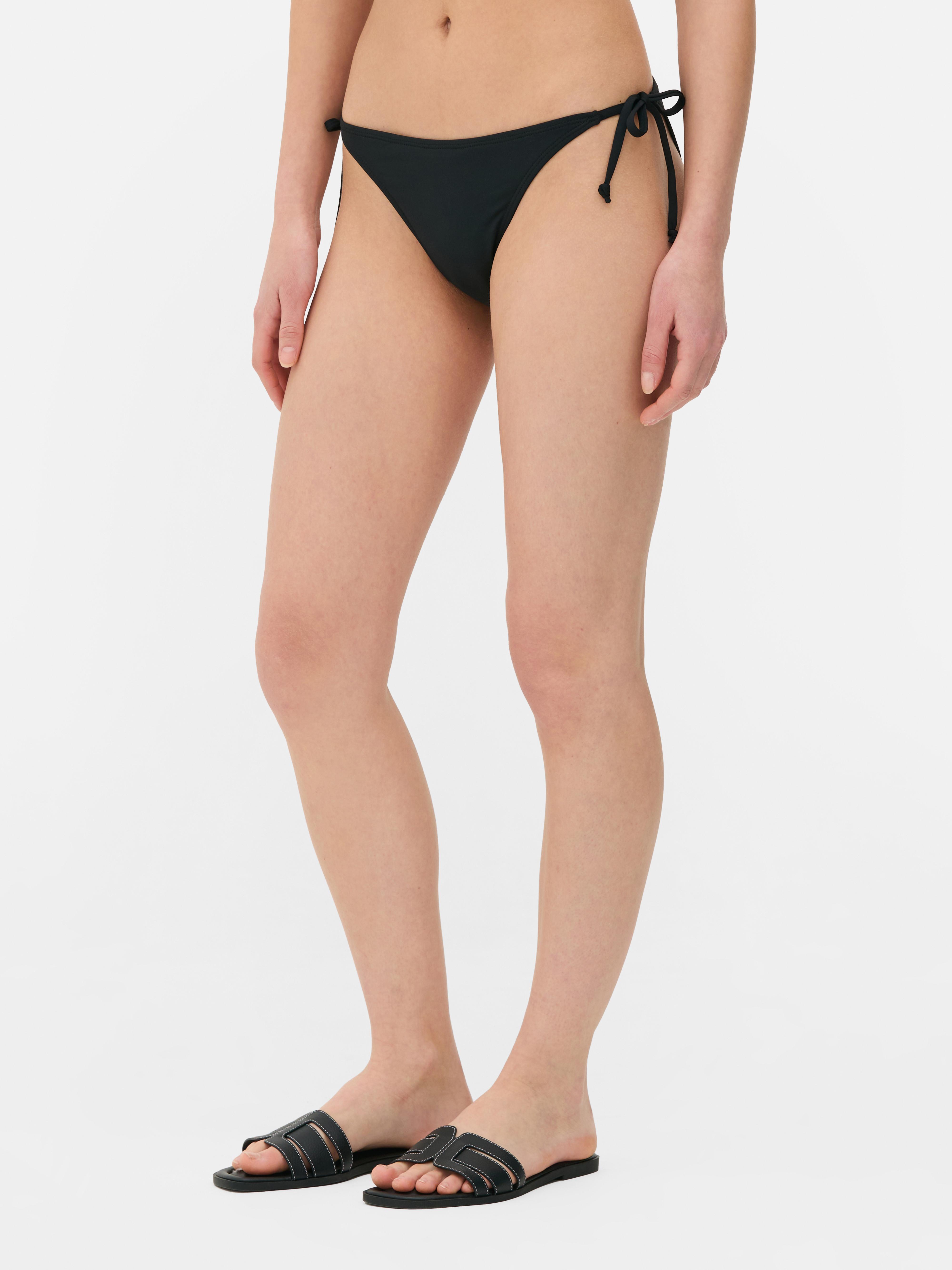 Bikinihose mit seitlichen Bindebändern