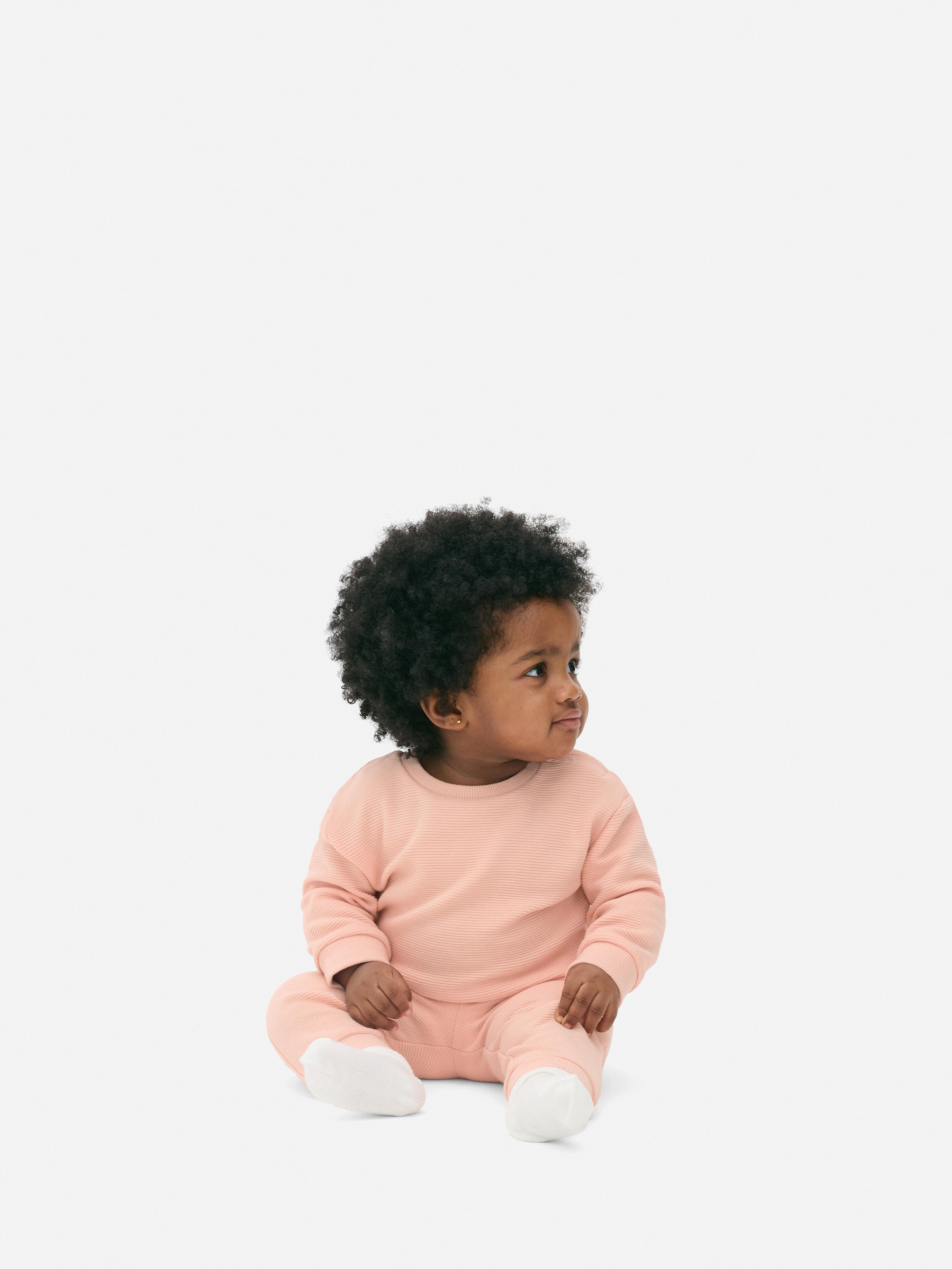Ensemble sweat-shirt et bas de jogging texturé