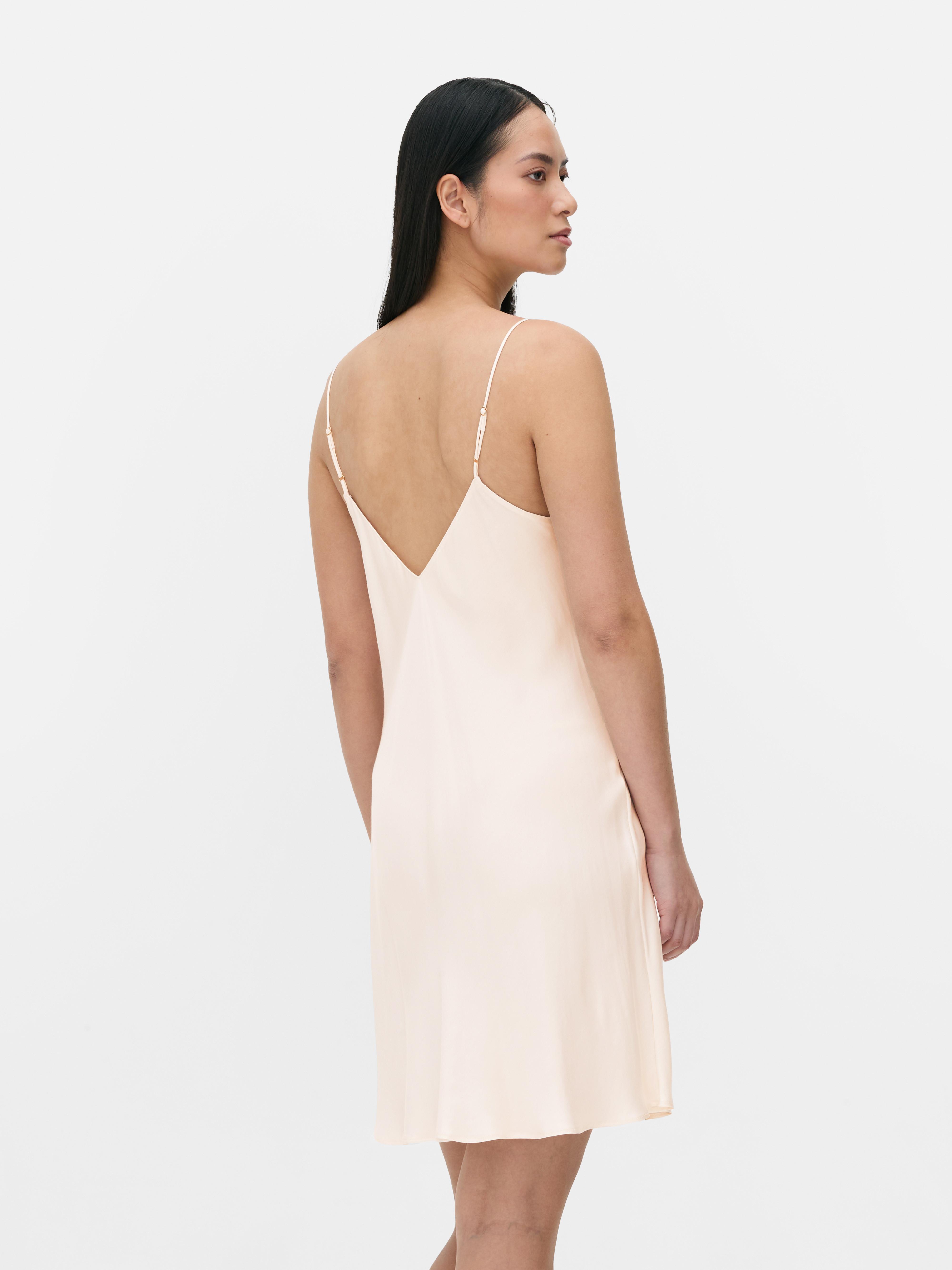 V-Neck Chemise