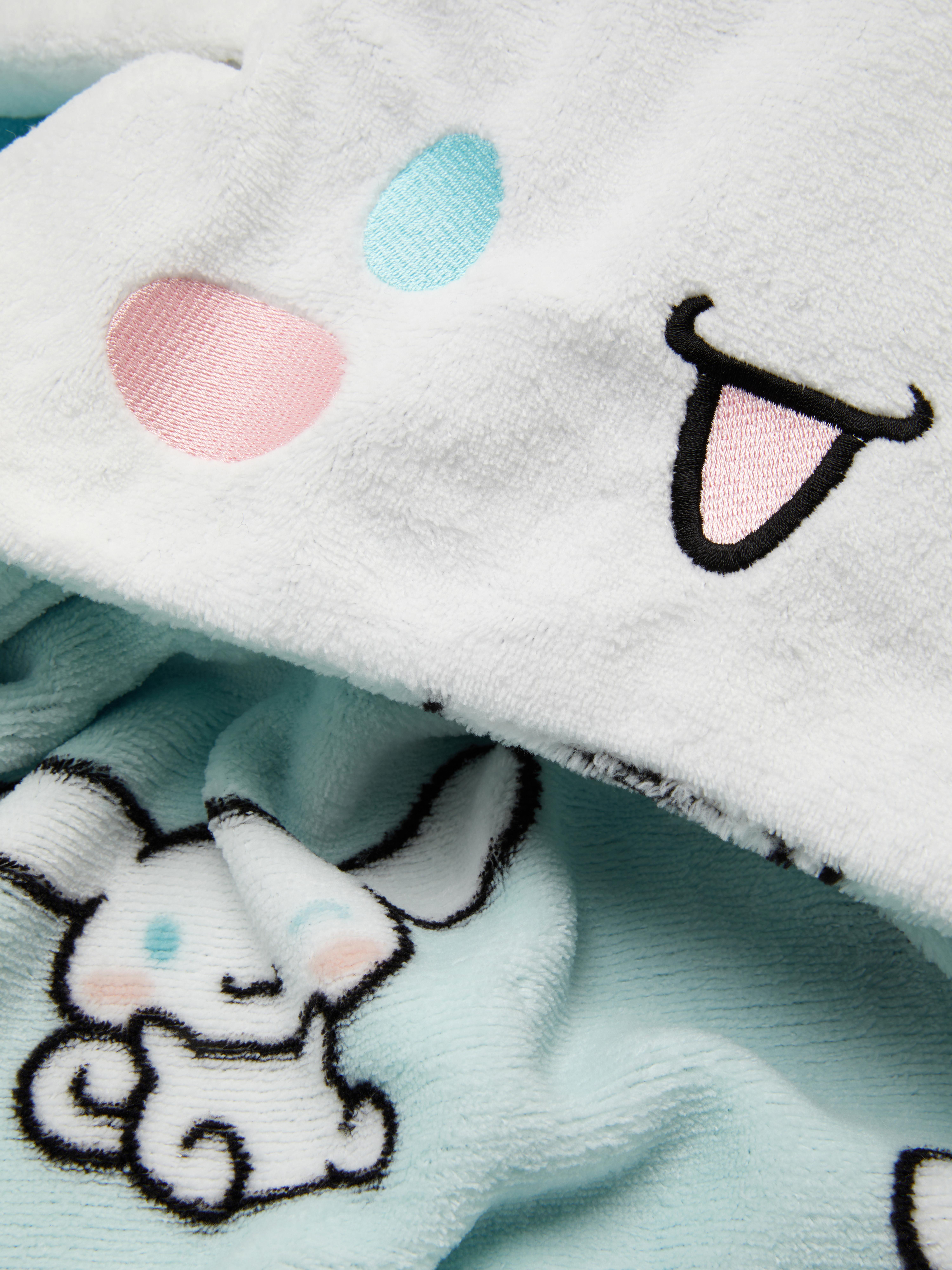 Pregrinjalo s kapuco Hello Kitty Cinnamaroll