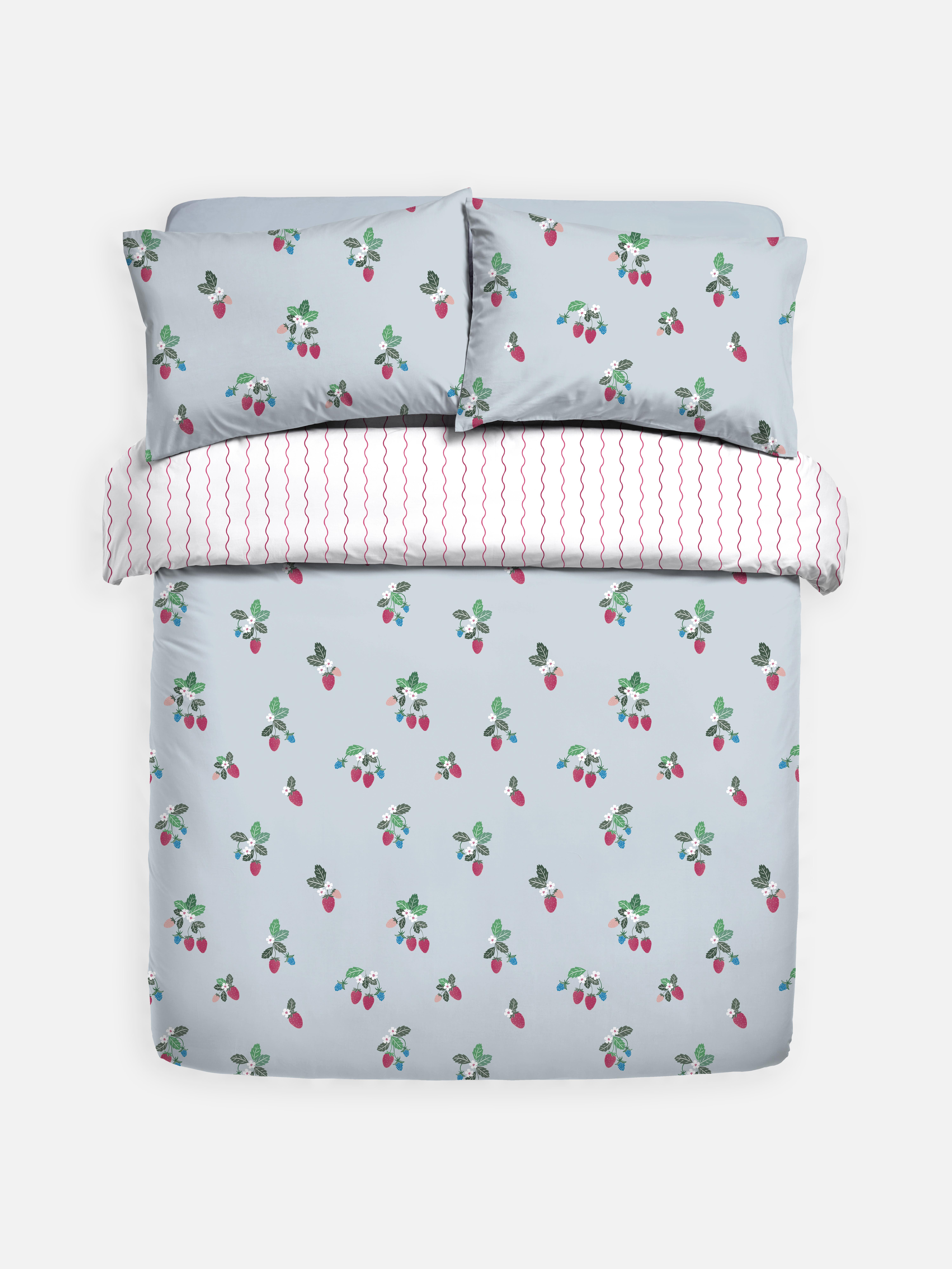 Strawberry Vine King Size Duvet Cover Set