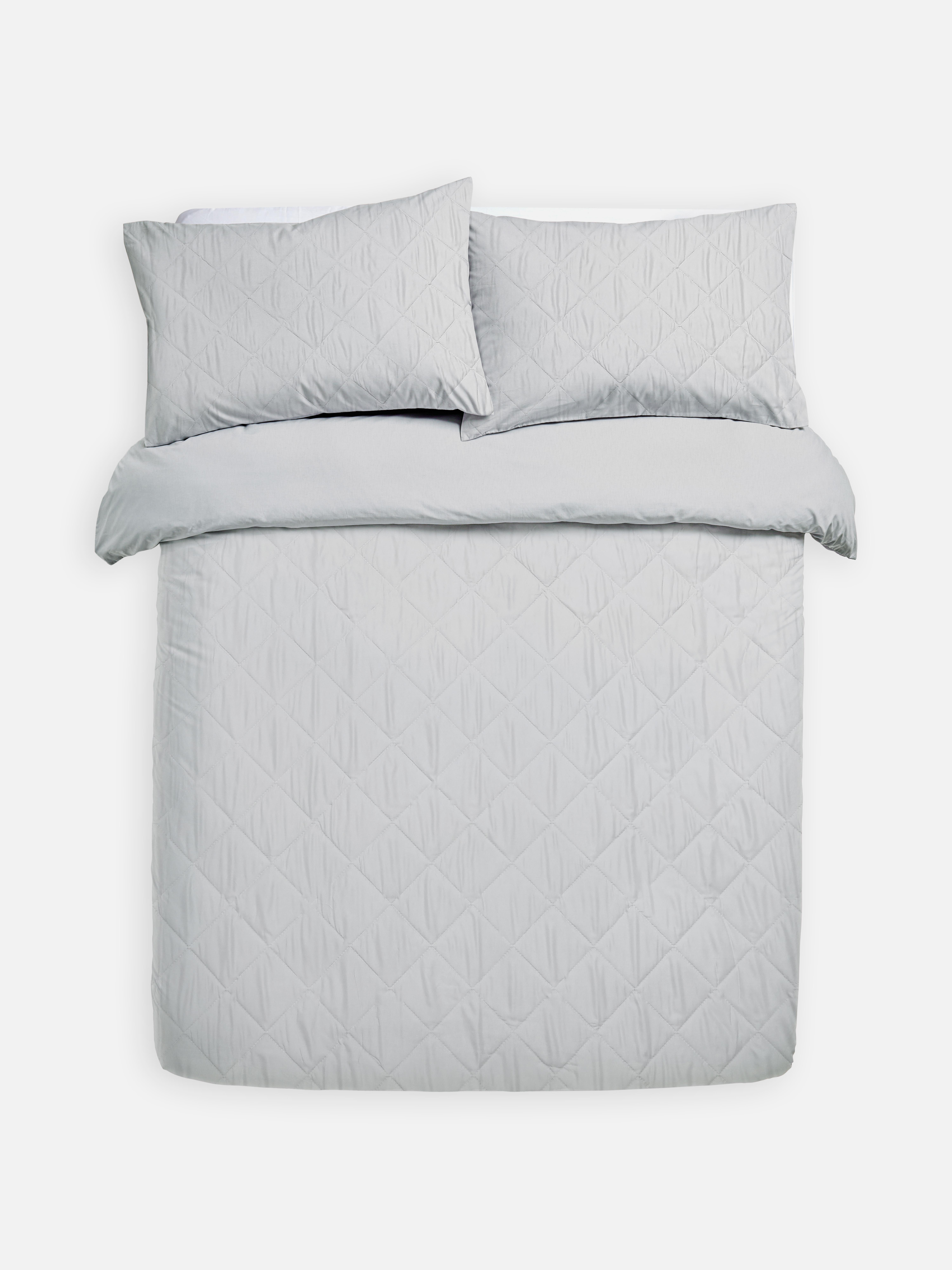 Bettwäscheset mit Rautensteppung, Doppelbett
