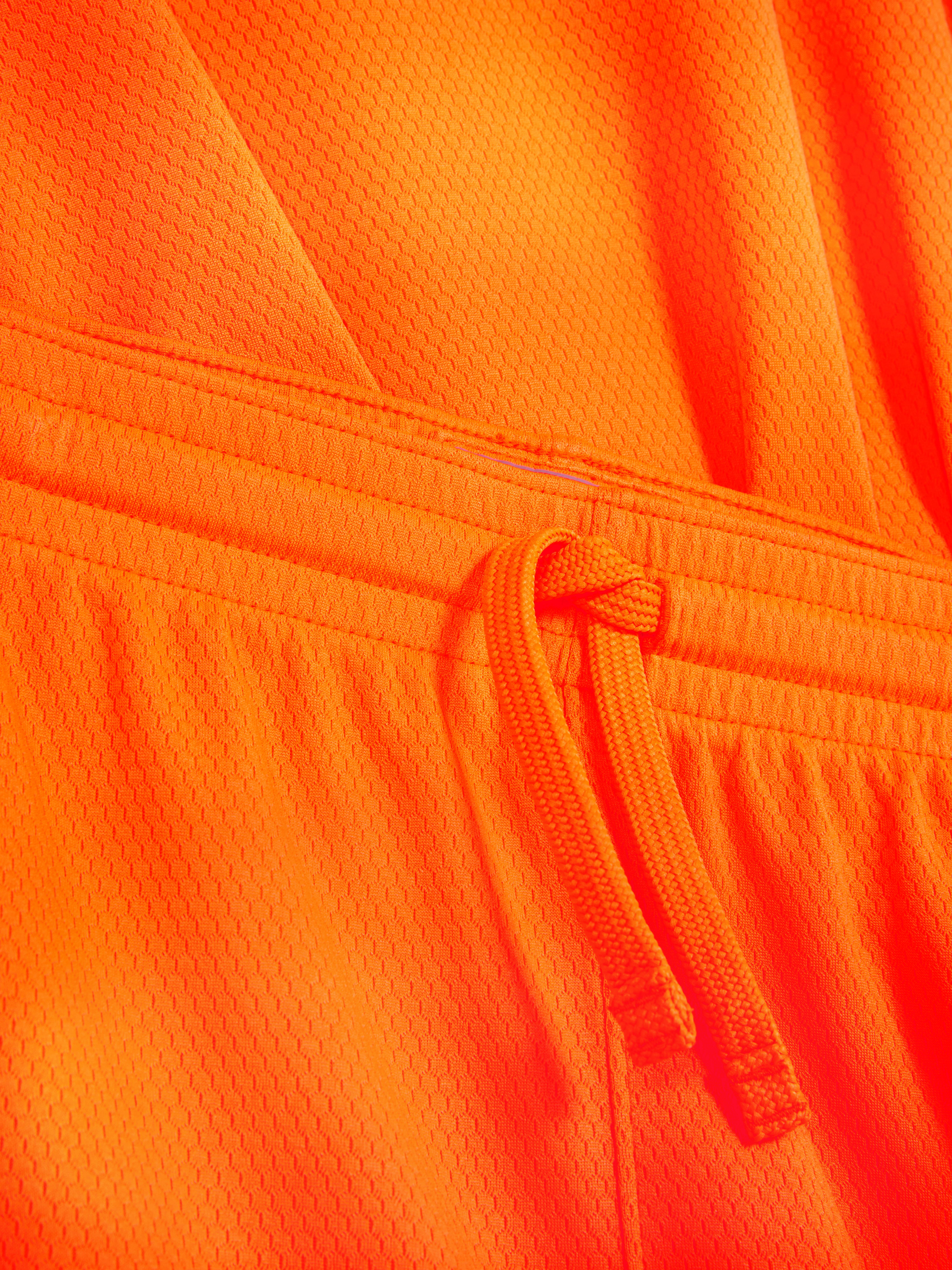 Matchende set van sporttop en short