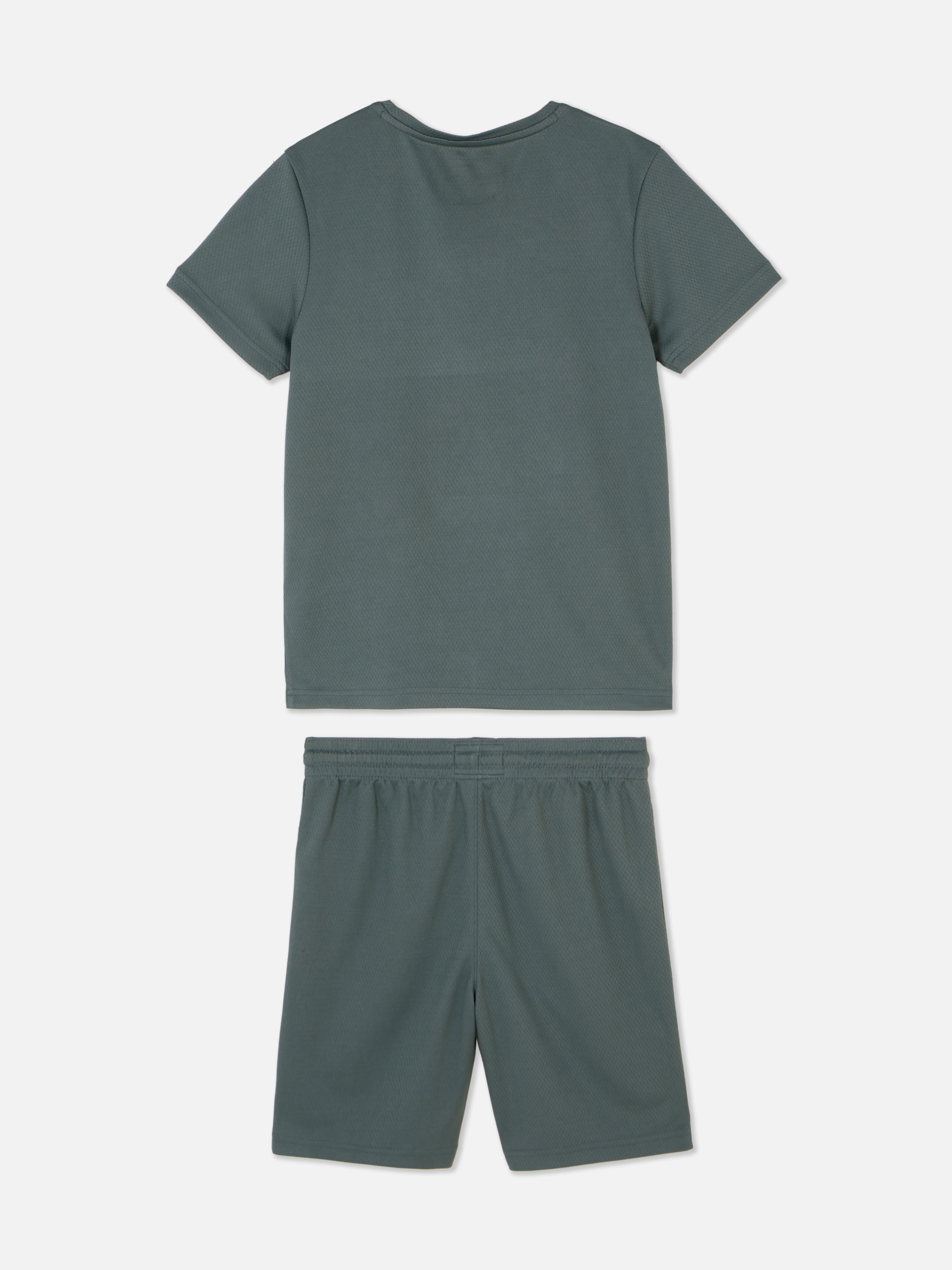 Matchende set van sporttop en short