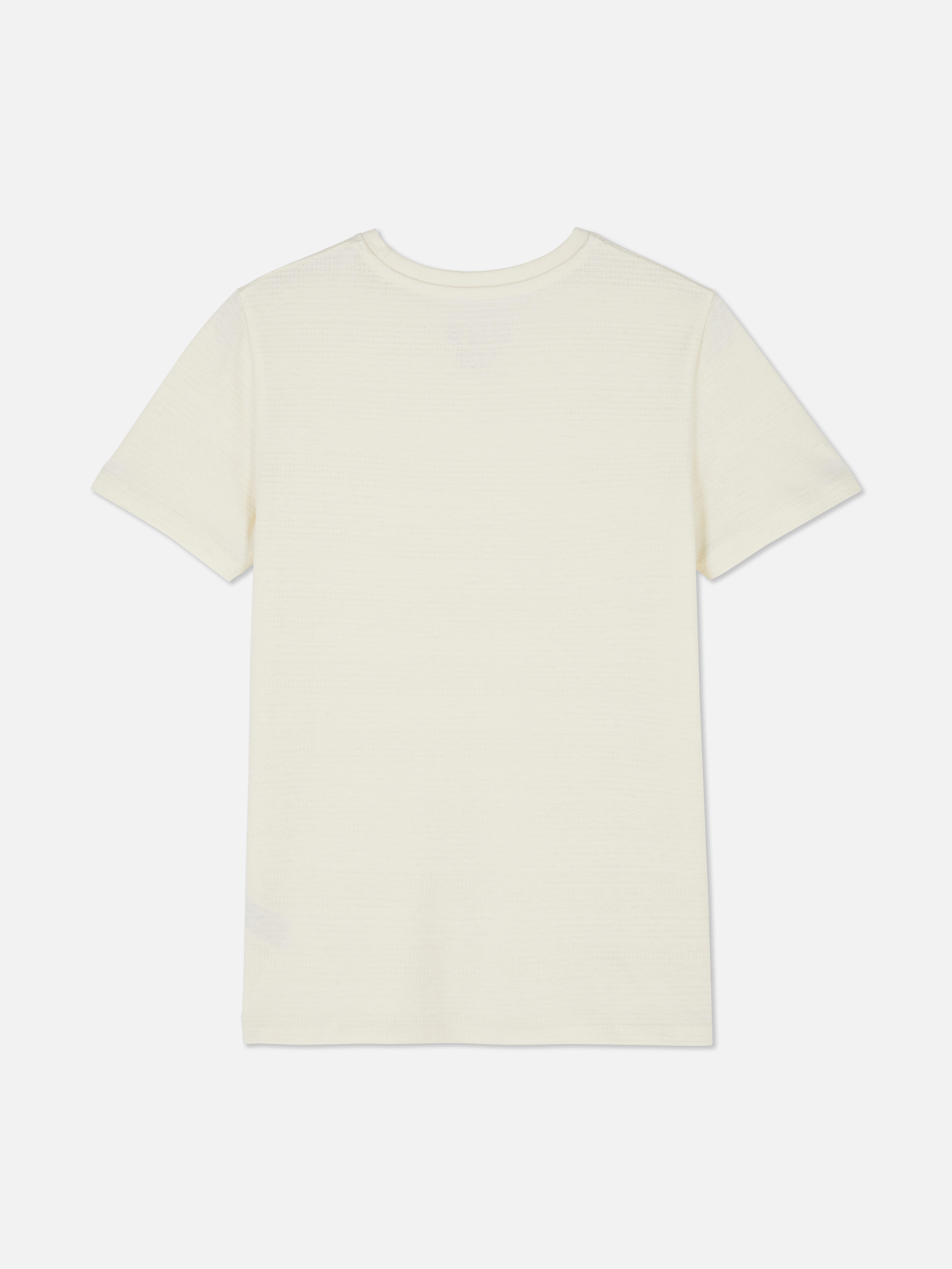 Camiseta con textura y cuello redondo