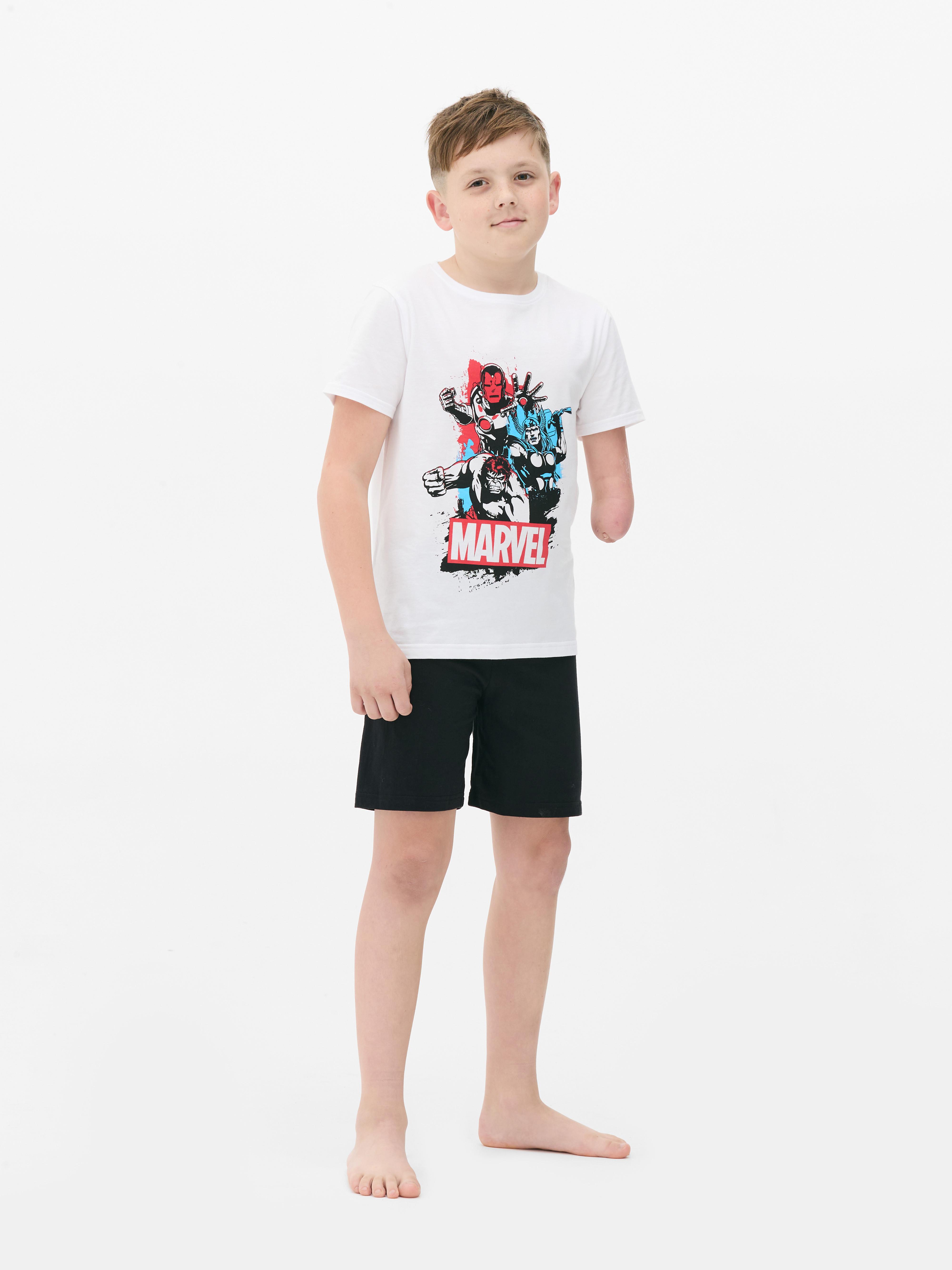 Set de camiseta y pantalones cortos de Marvel