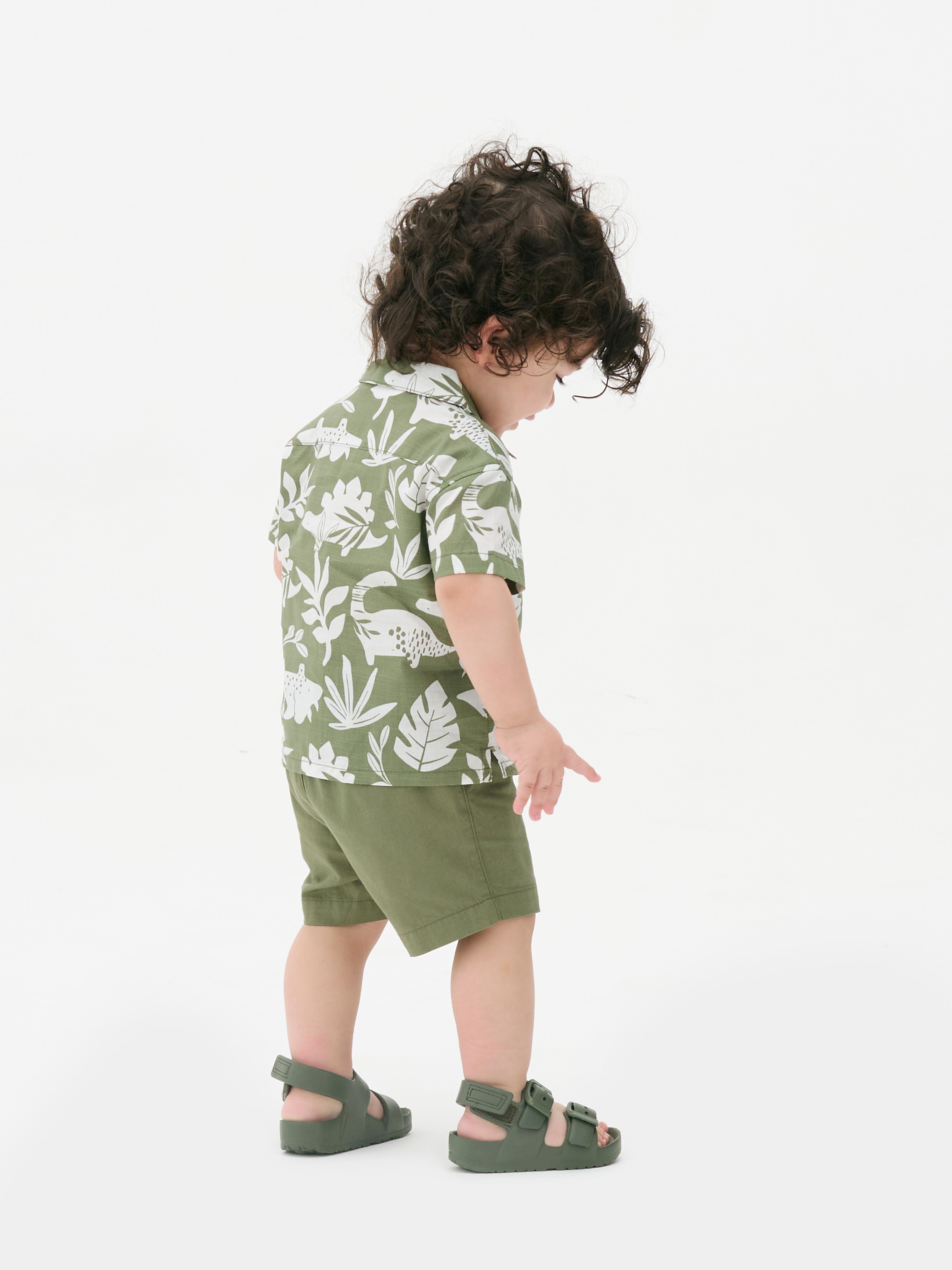 Conjunto de camisa estampada y pantalones cortos