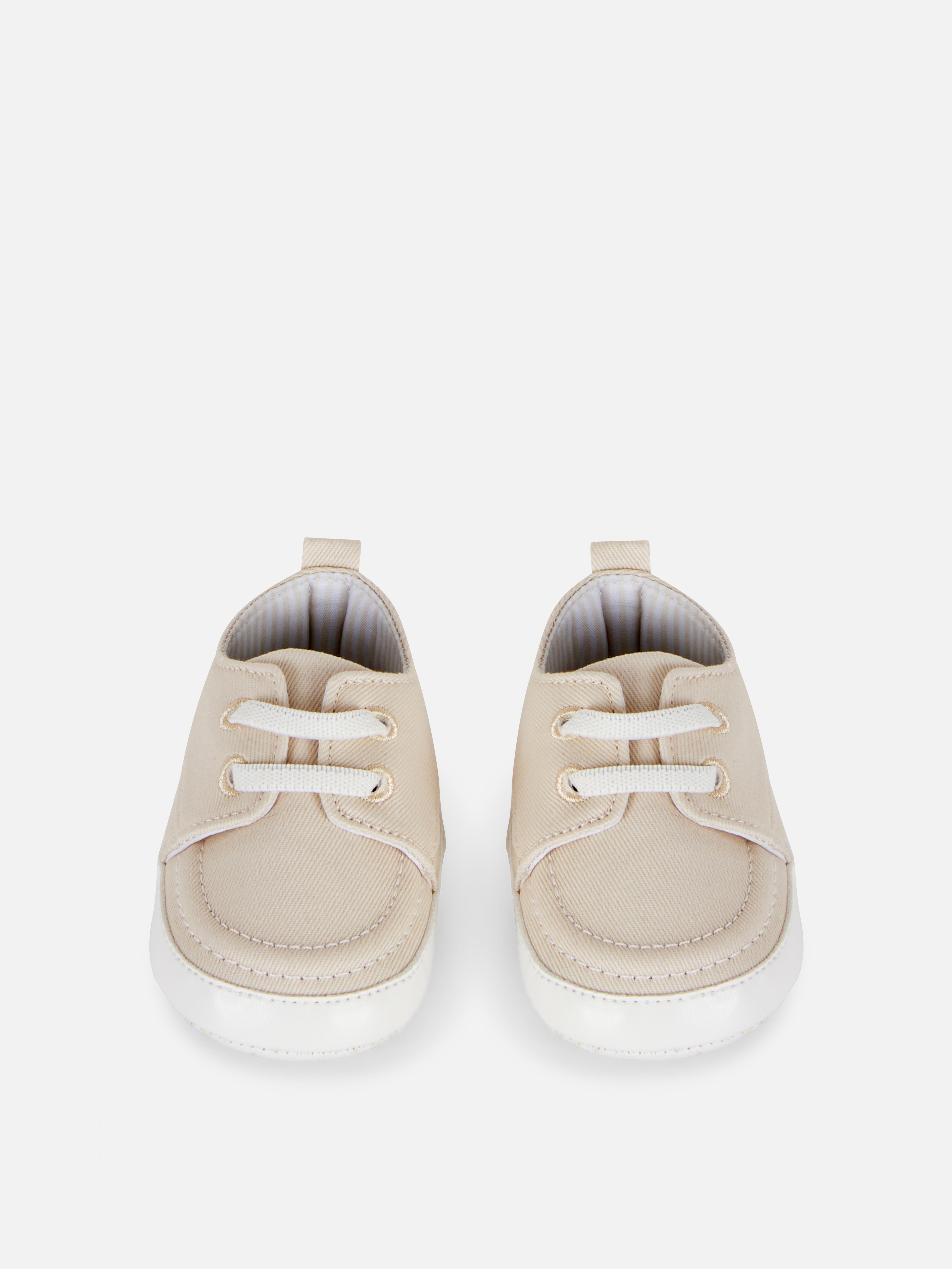 Chaussures bateau en toile