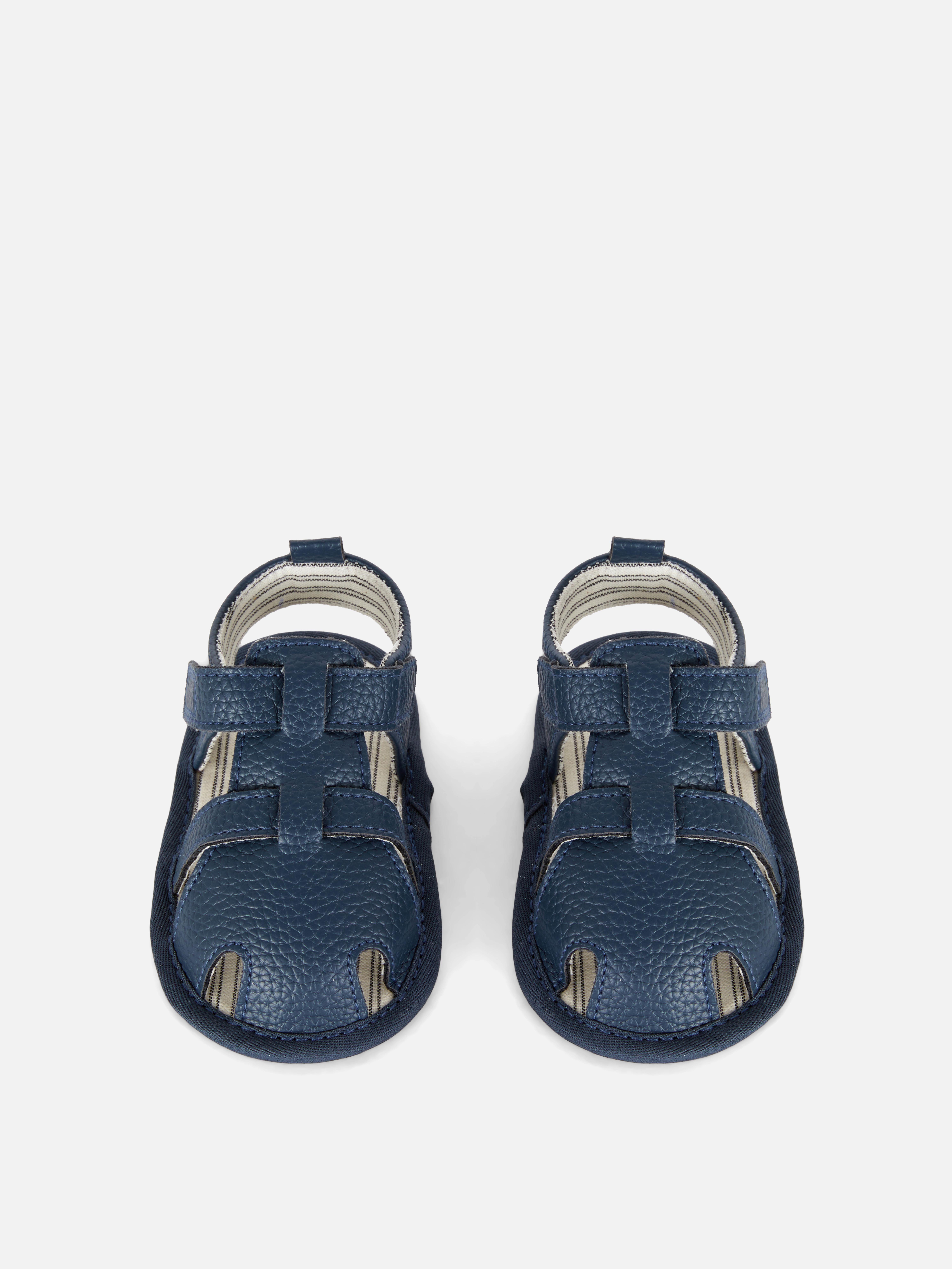 Opengewerkte sandalen