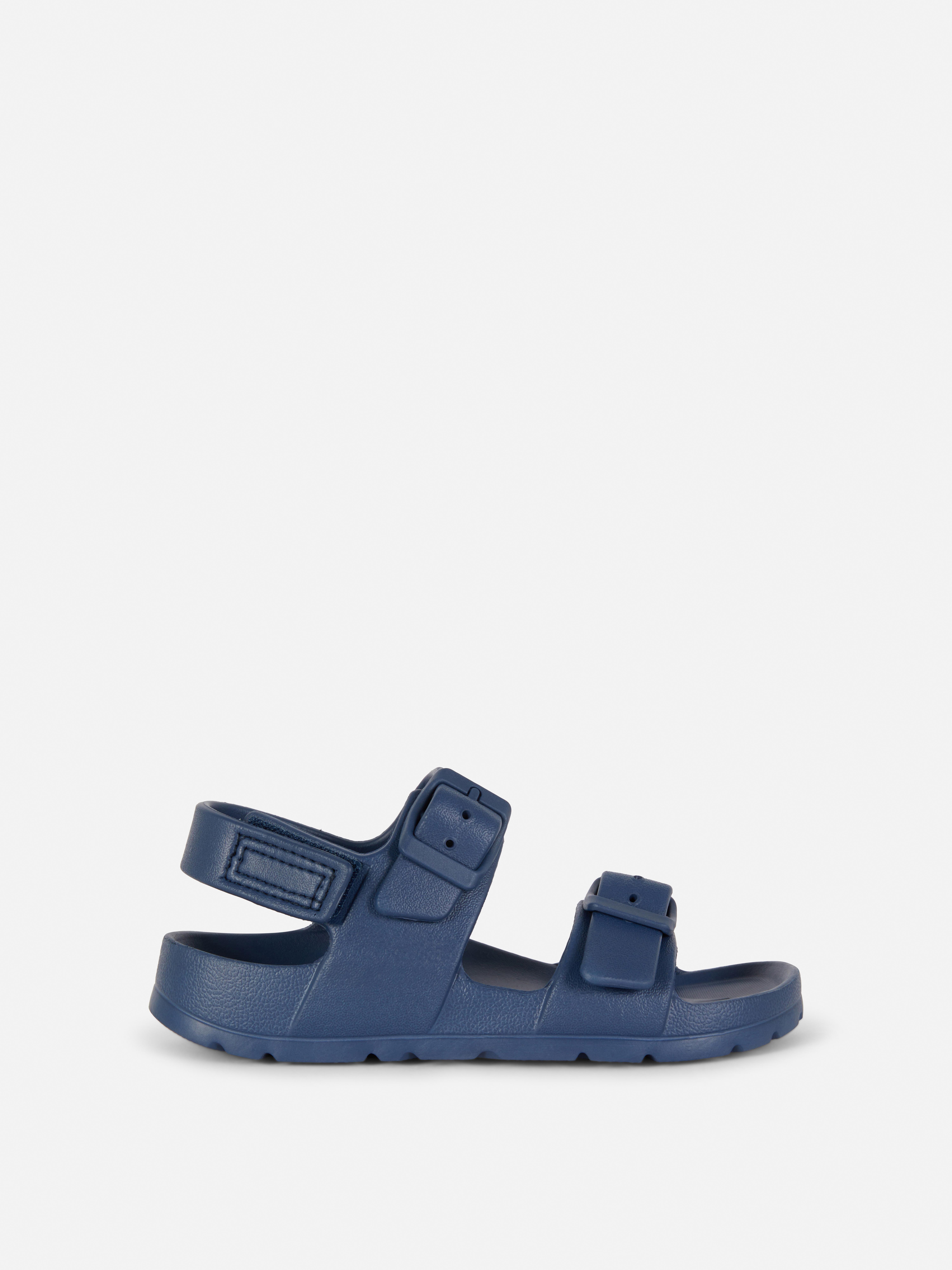 Sandalias de doble tira con hebillas