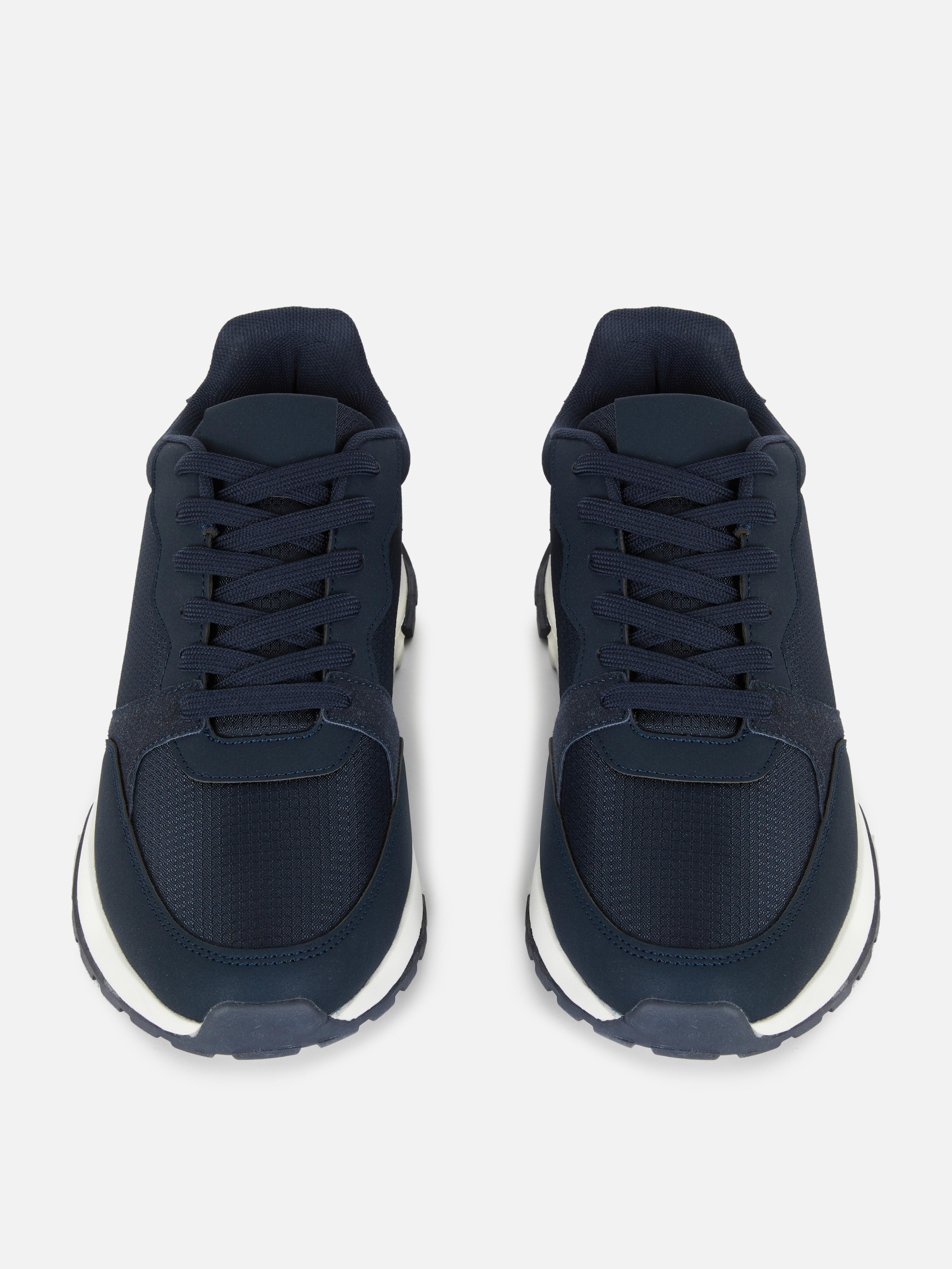 Buty sportowe z niską cholewką na co dzień