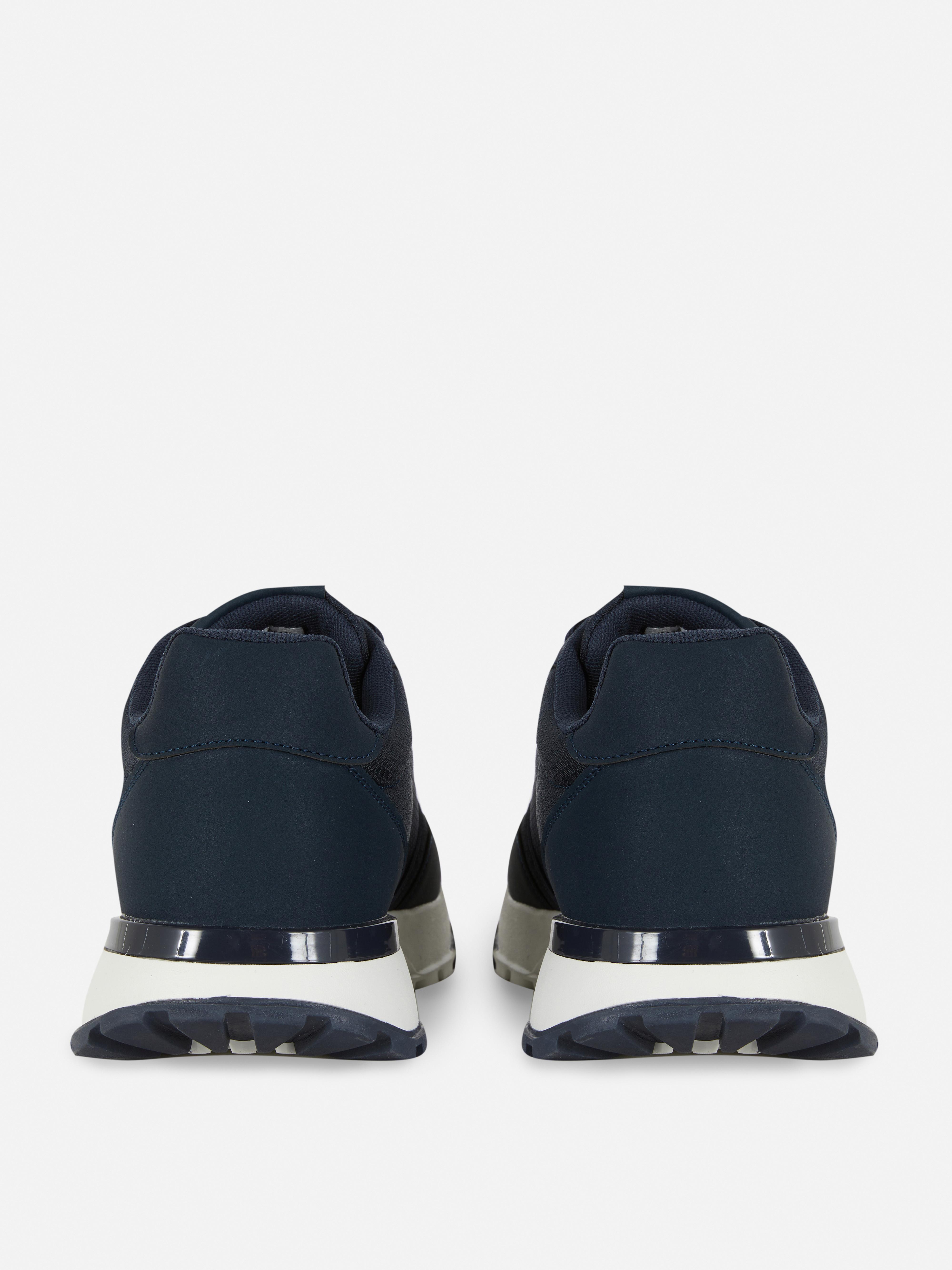 Buty sportowe z niską cholewką na co dzień