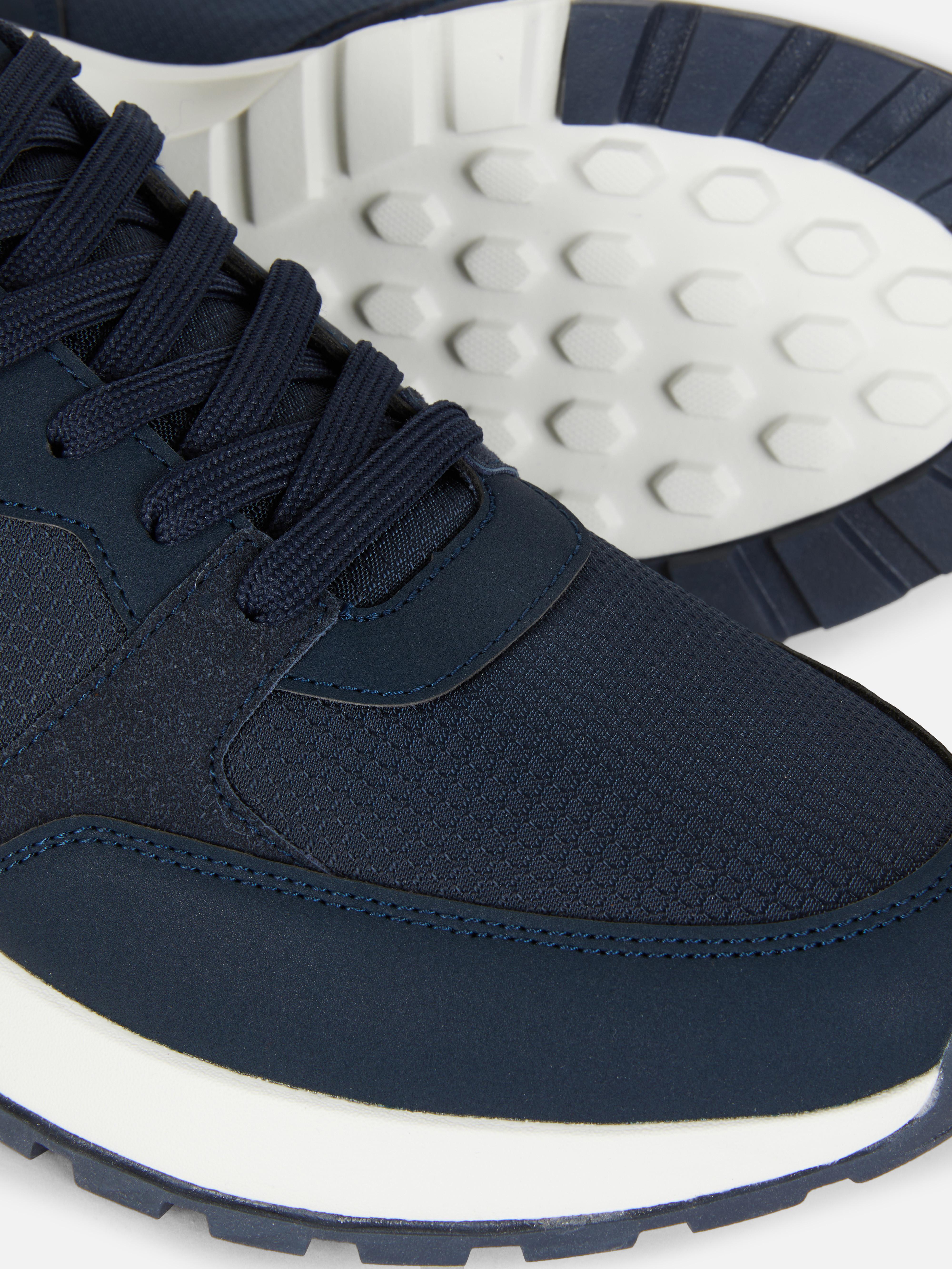 Buty sportowe z niską cholewką na co dzień