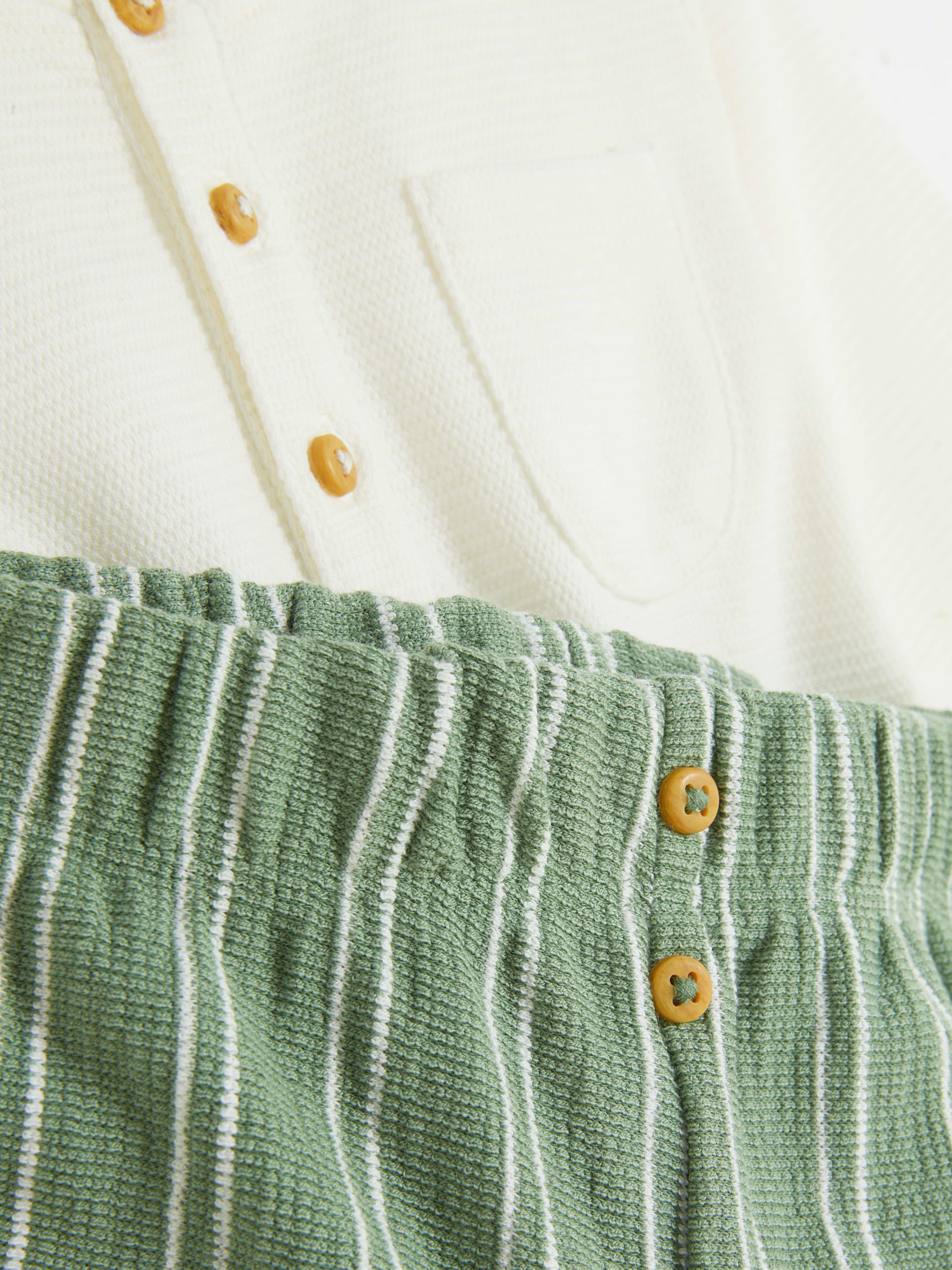 Ensemble t-shirt à manches longues et pantalon texturés
